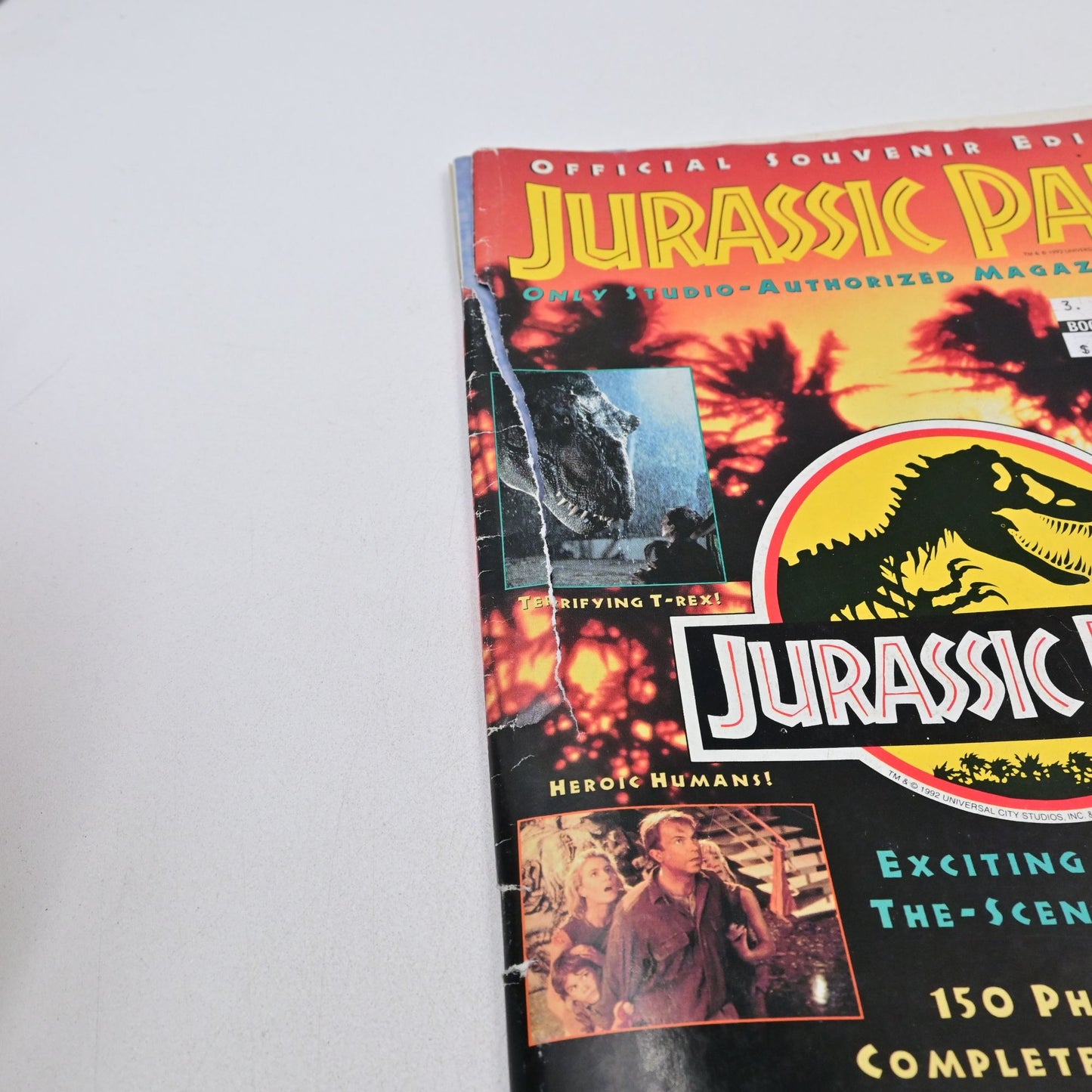 Jurassic Park & Jurassic World Official Souvenir Edition Magazine Damaged
