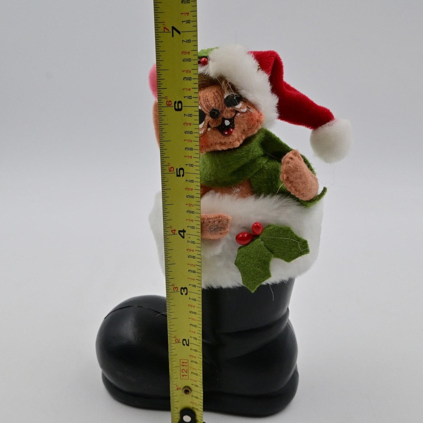 Annalee Mobilitee Christmas Mouse In Santa Boot