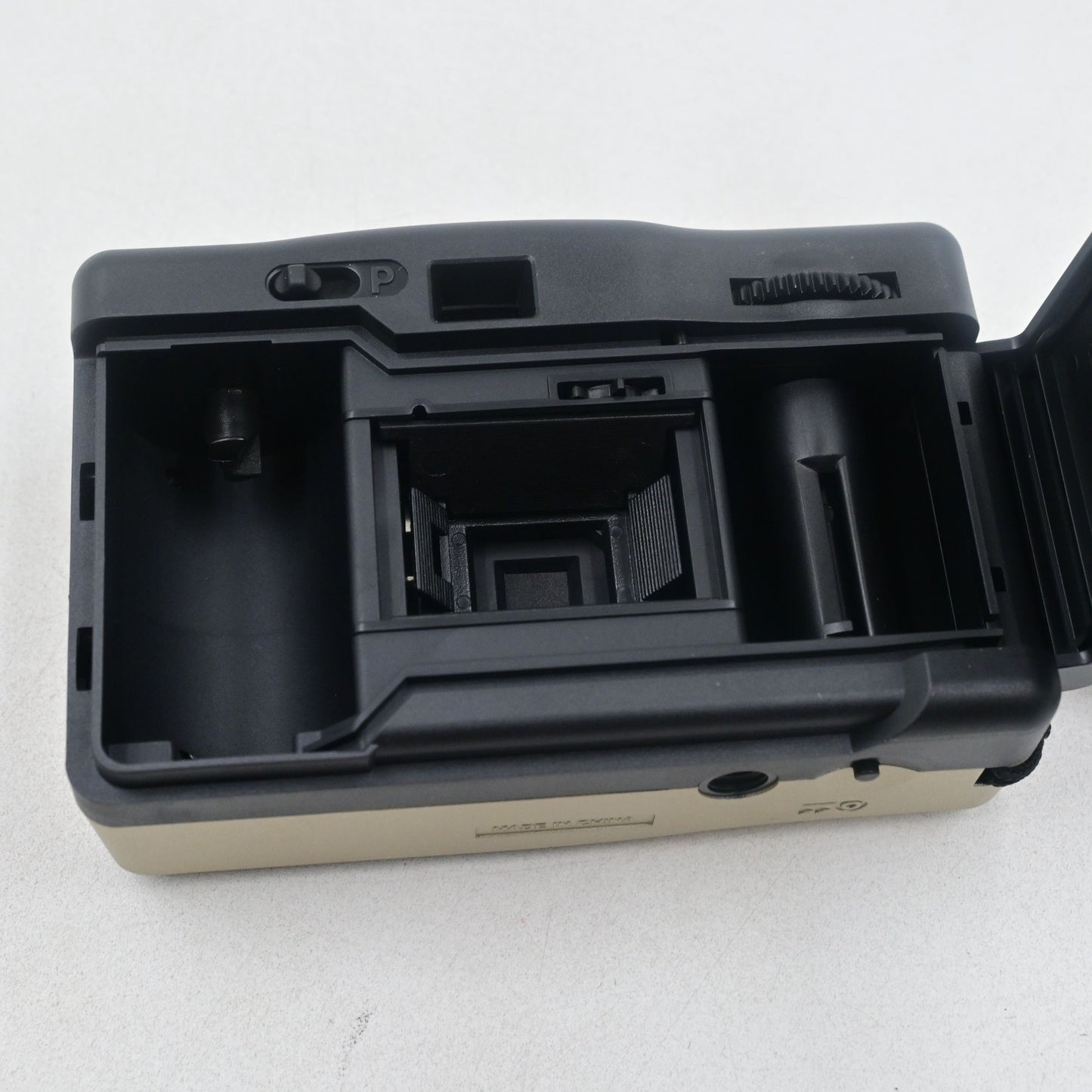 Vivitar PN2011 35mm Point & Shoot Film Camera Vintage