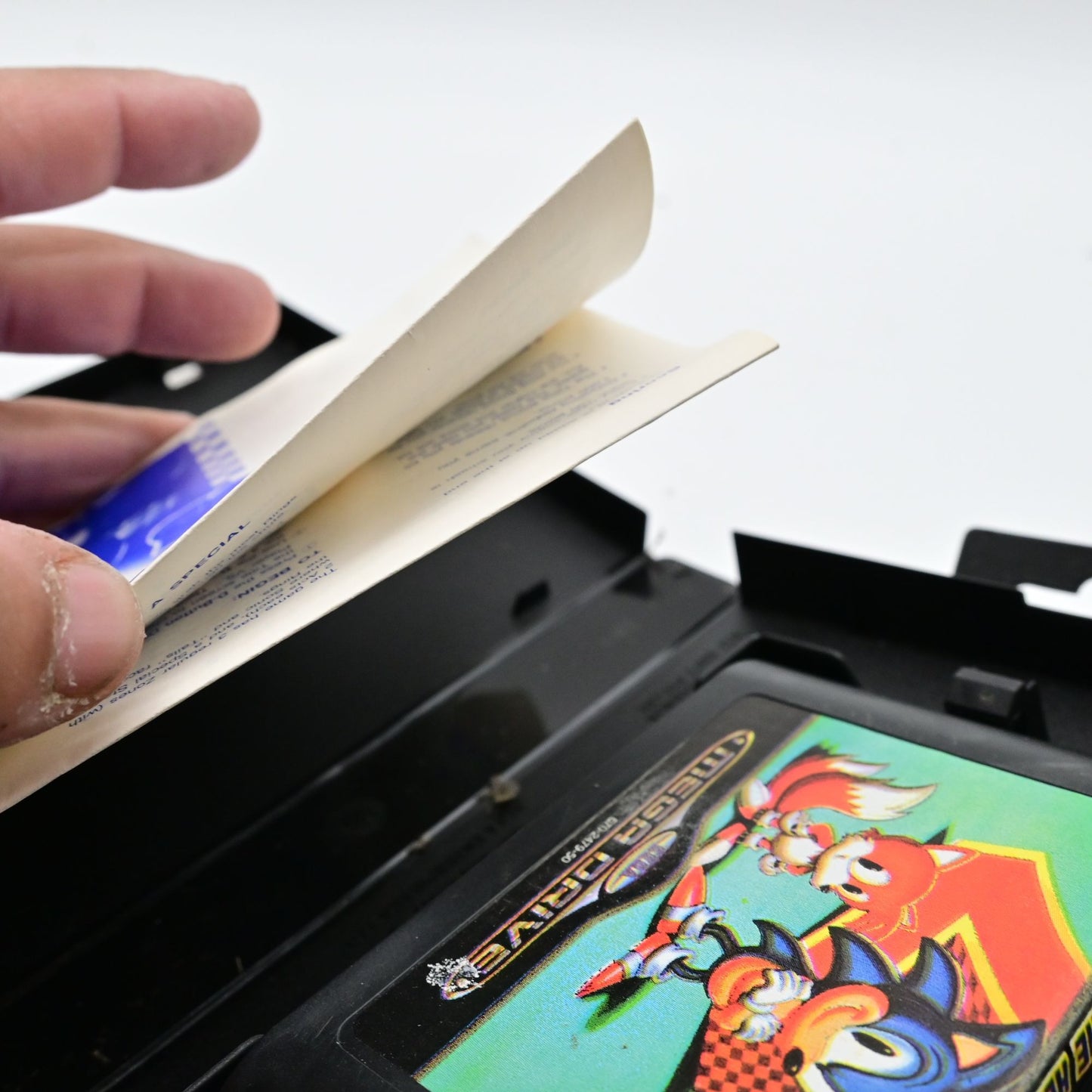 Sega Mega Drive Sonic The Hedgehog 2 16-Bit Cartridge CIB Manual Damage
