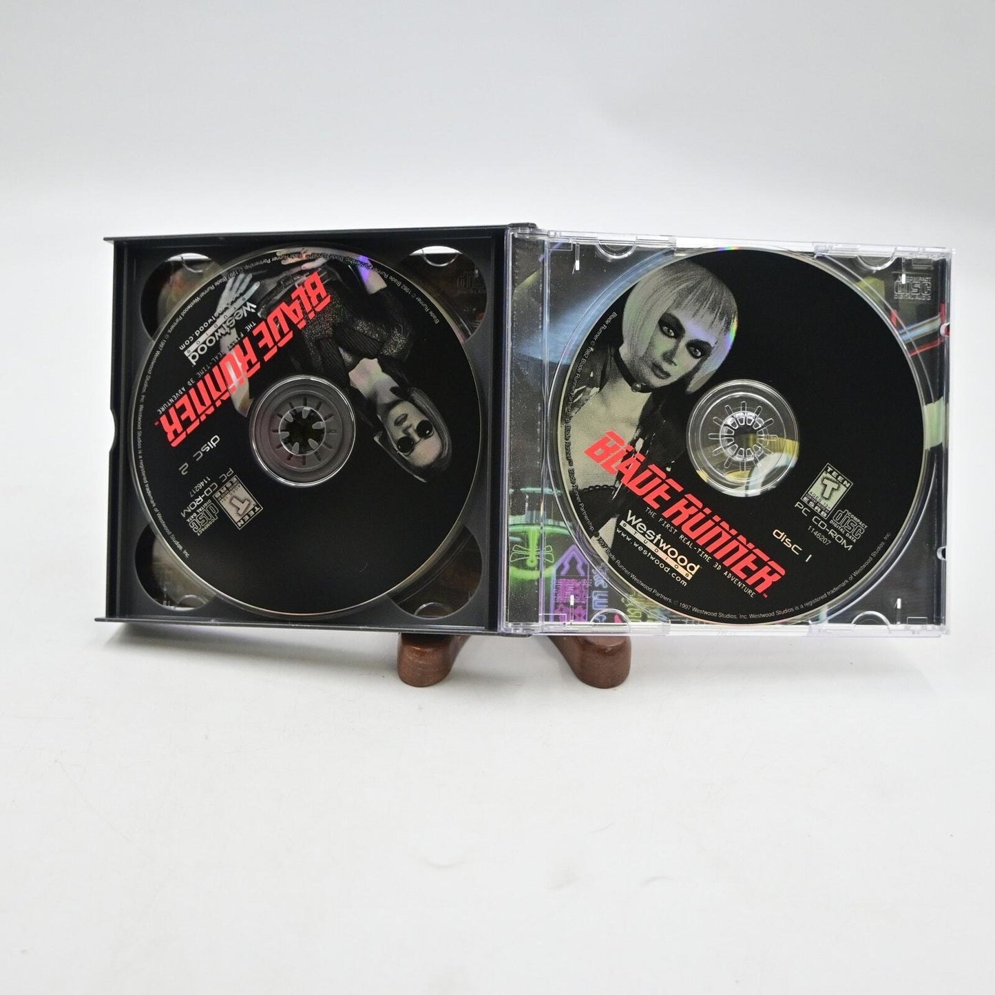 Westwood Studios Bladerunner PC Game Complete