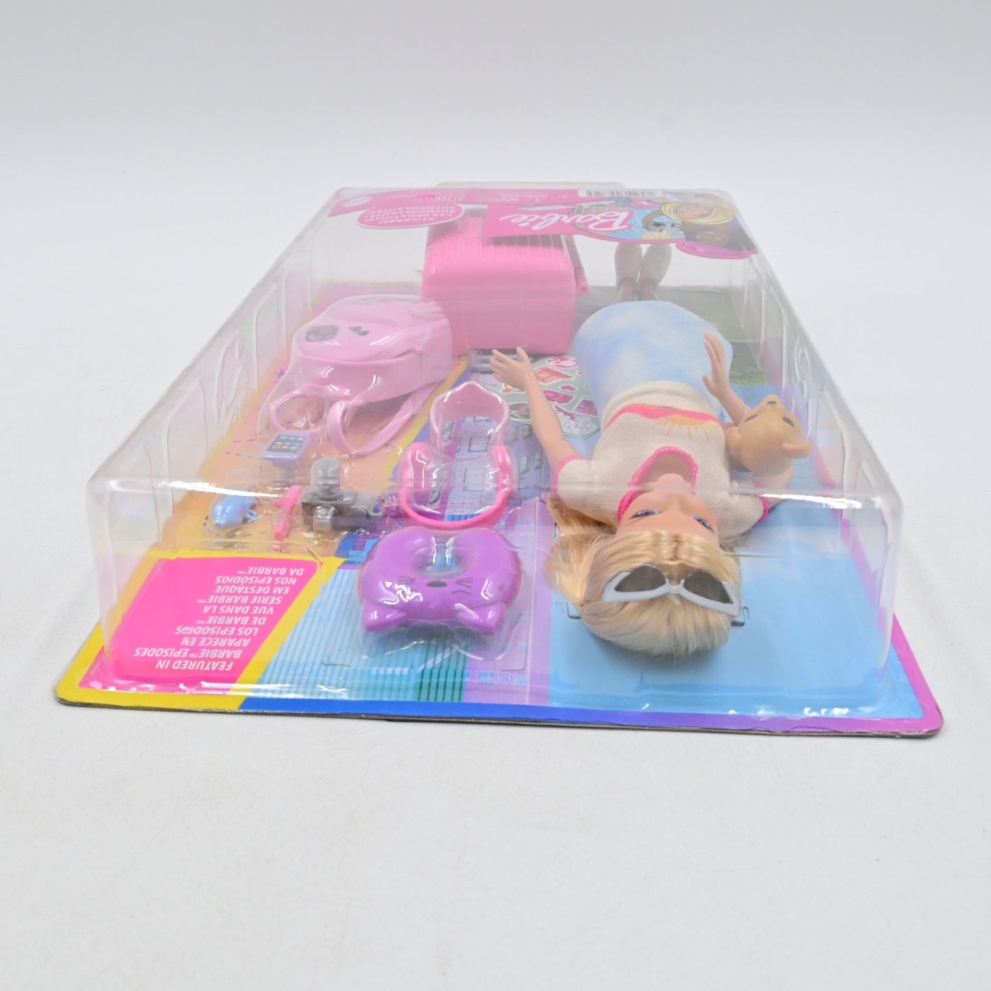 Barbie Adventures Vacation Travel Malibu Doll and Puppy Playset