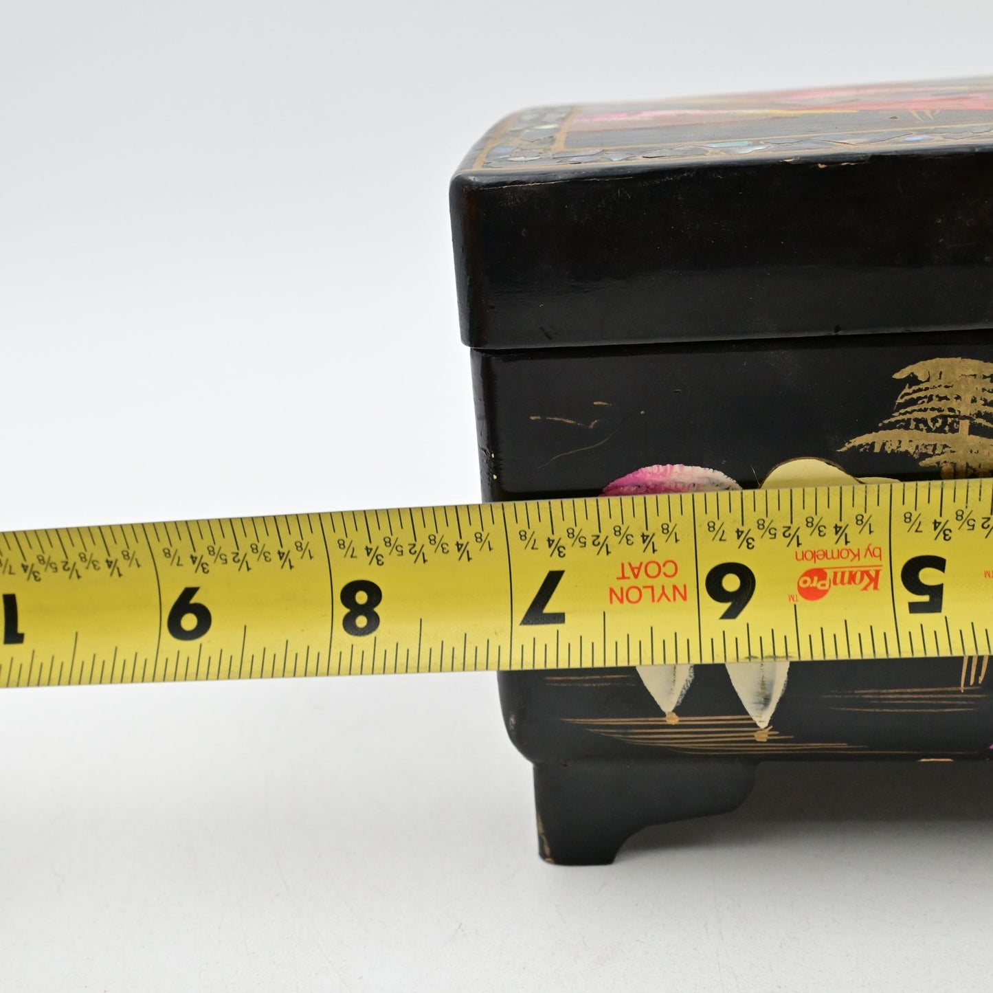 Vintage Japan Hand Painted Black Lacquer Musical Jewelry Box Mother of Pearl