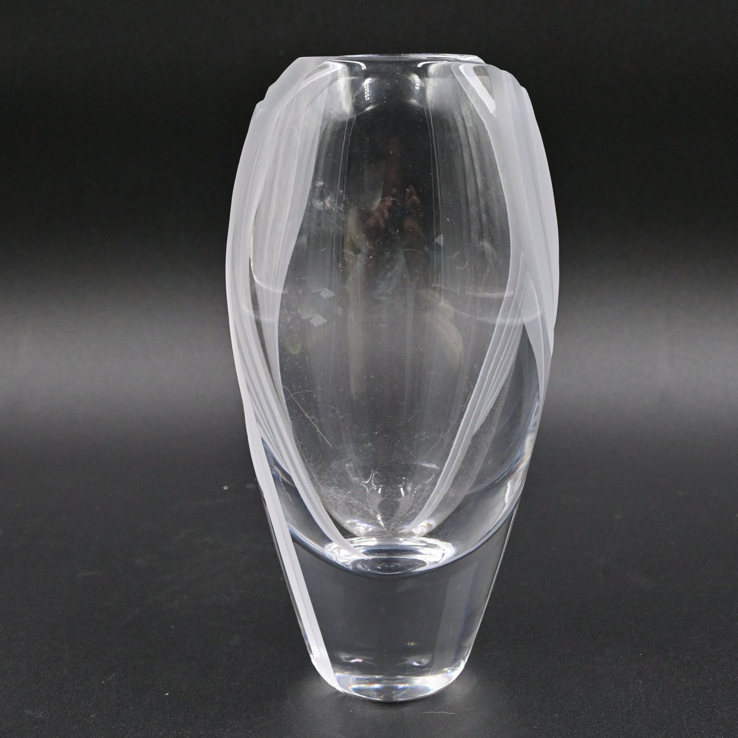 Mikasa Curtain Call Vase Frosted Swirl 7"