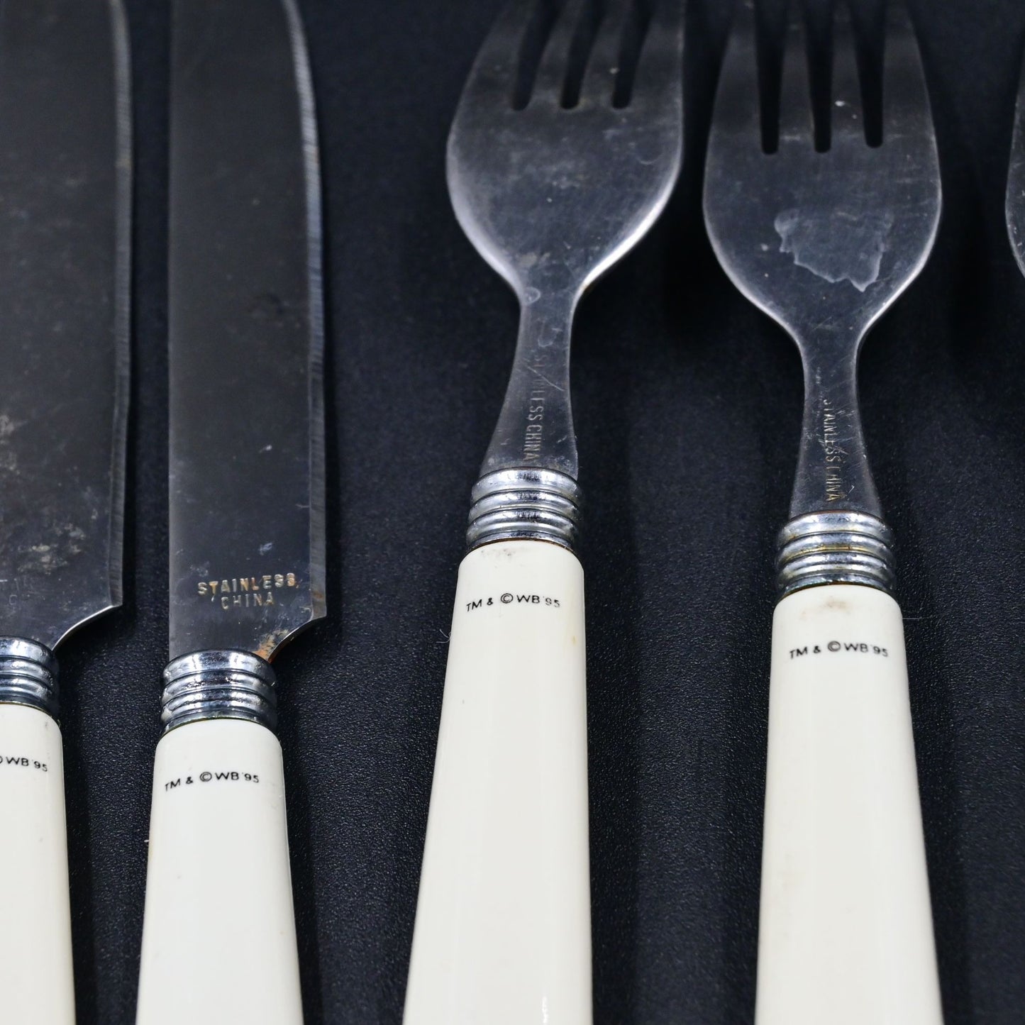 Looney Tunes Tweety Bird, Bugs Bunny, Sylvester Flatware Silverware Vintage