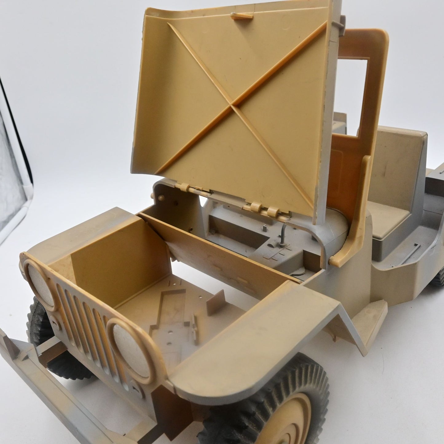 Hasbro G.I. Joe Land Adventurer Desert Patrol Jeep