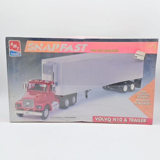 AMT Snap Fast Volvo N10 & Trailer Kit # 6628 Factory Sealed Dented Box