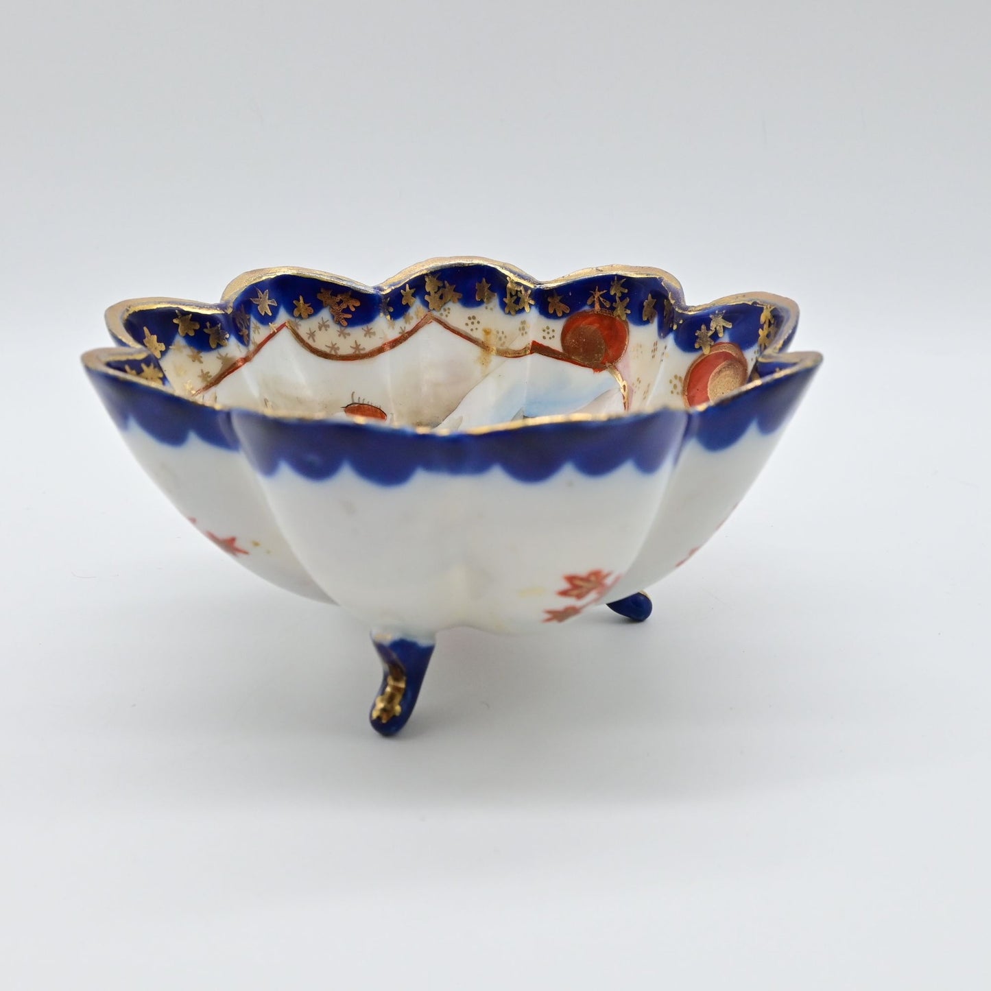 Japanese Hand Painted Berry Bowl with Gilt Edge Vintage
