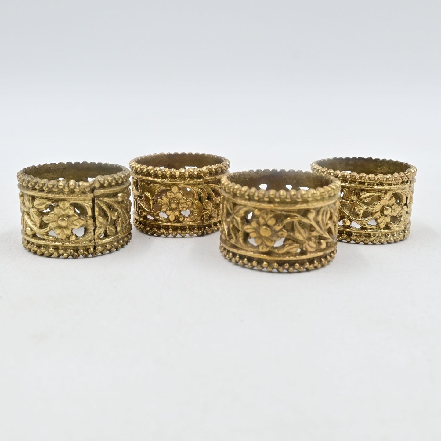 Mid Century Modern Brass Napkin Rings Holders Vintage Set Of 4