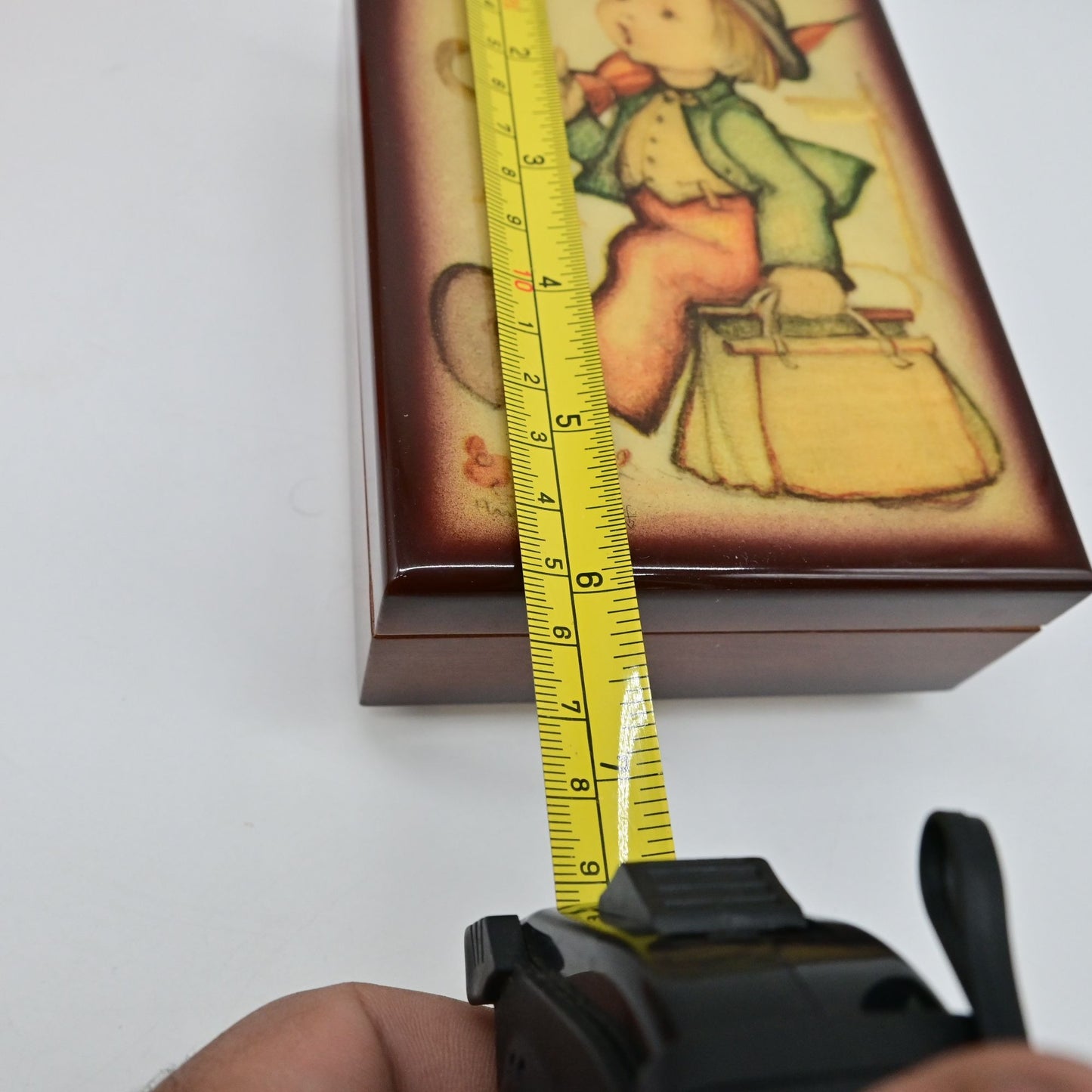 Hummel Deichert Musical Box W. Germany Superstar Playing The Happy Wanderer