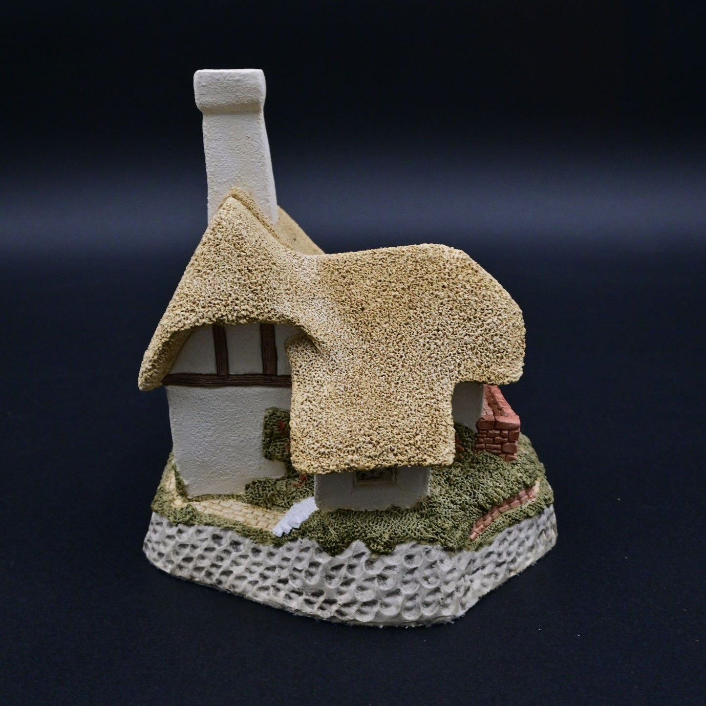 Vintage 1988 David Winter Cottages The Black Bess Inn
