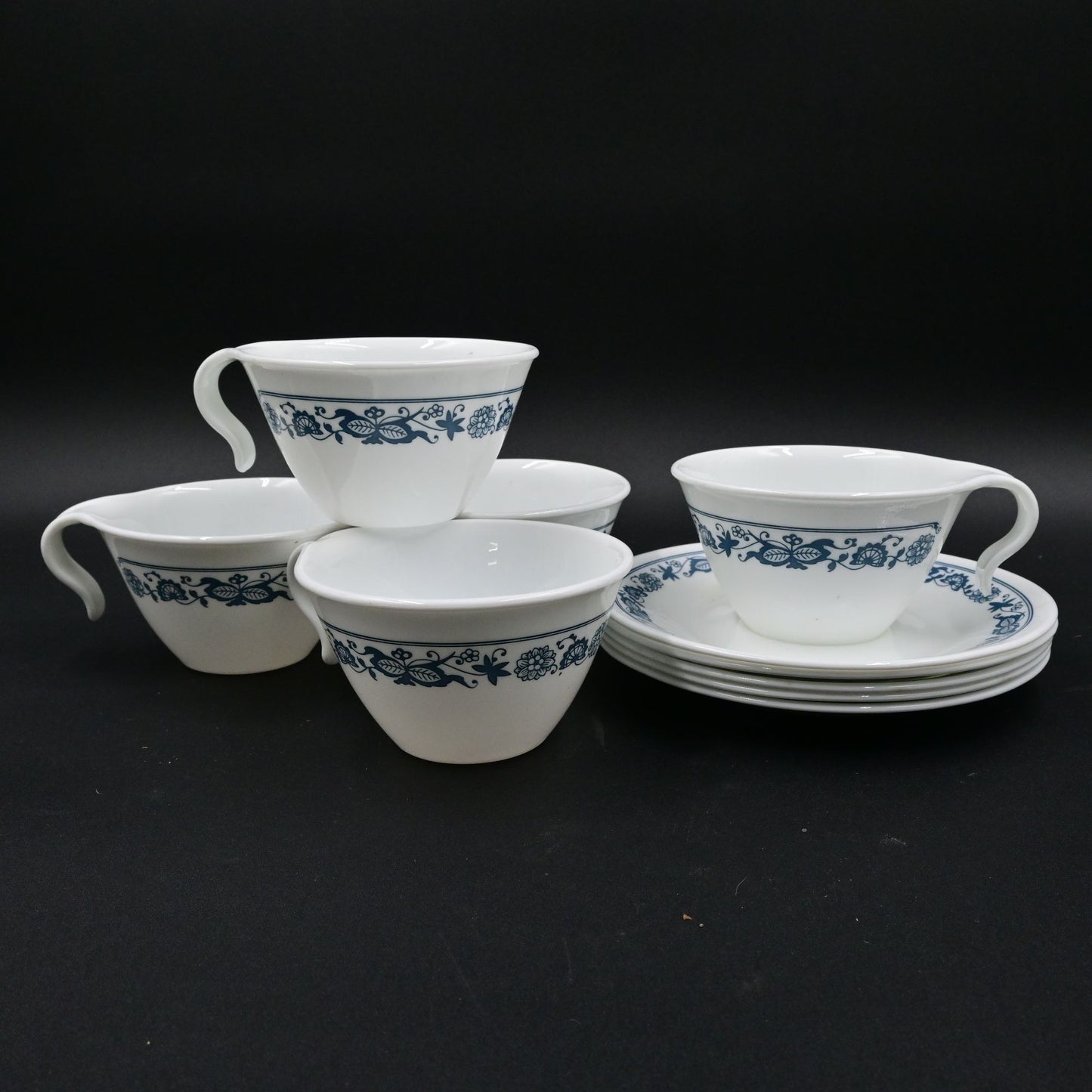 Correlle Old Blue Town Teacups W/ Saucer Set of 5