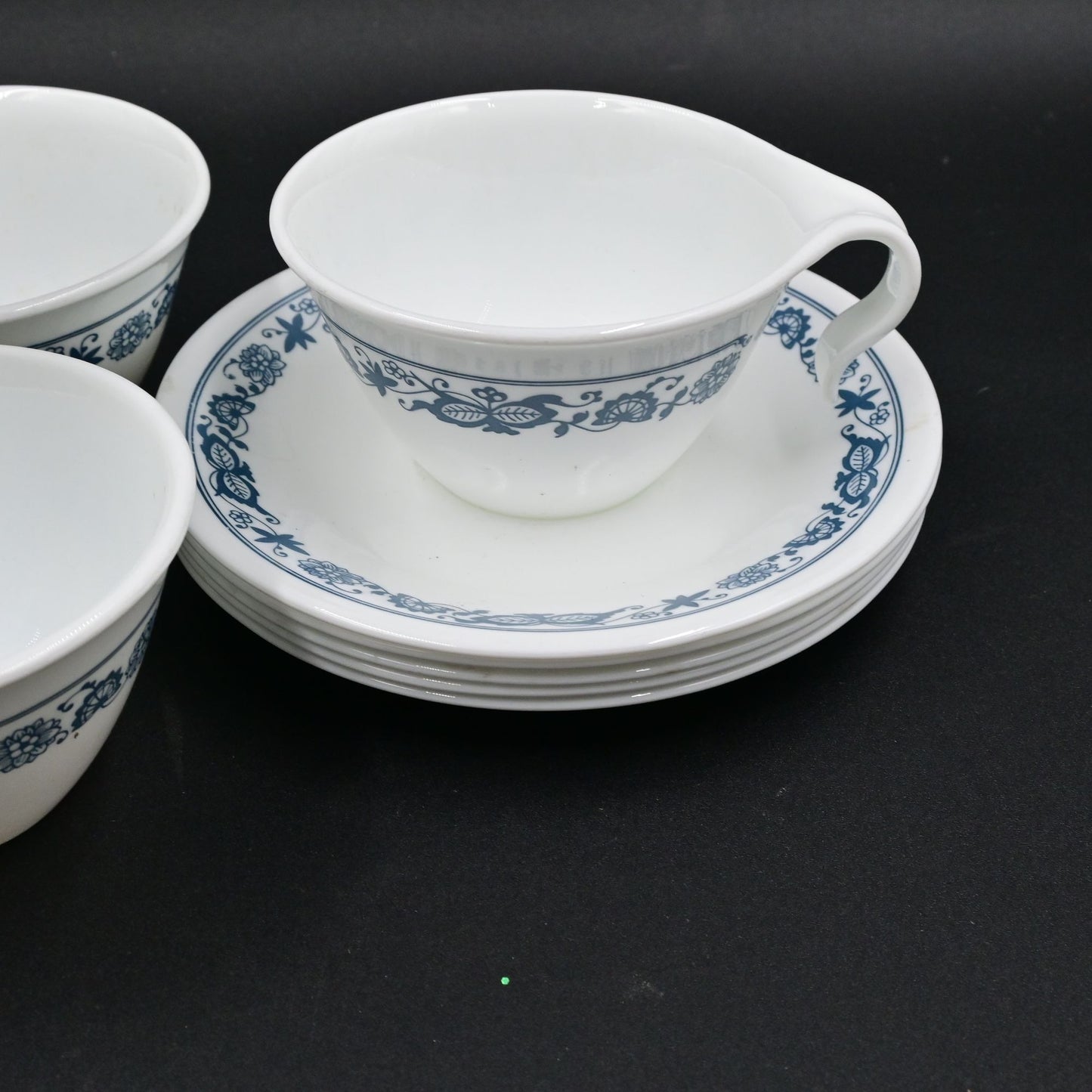 Correlle Old Blue Town Teacups W/ Saucer Set of 5