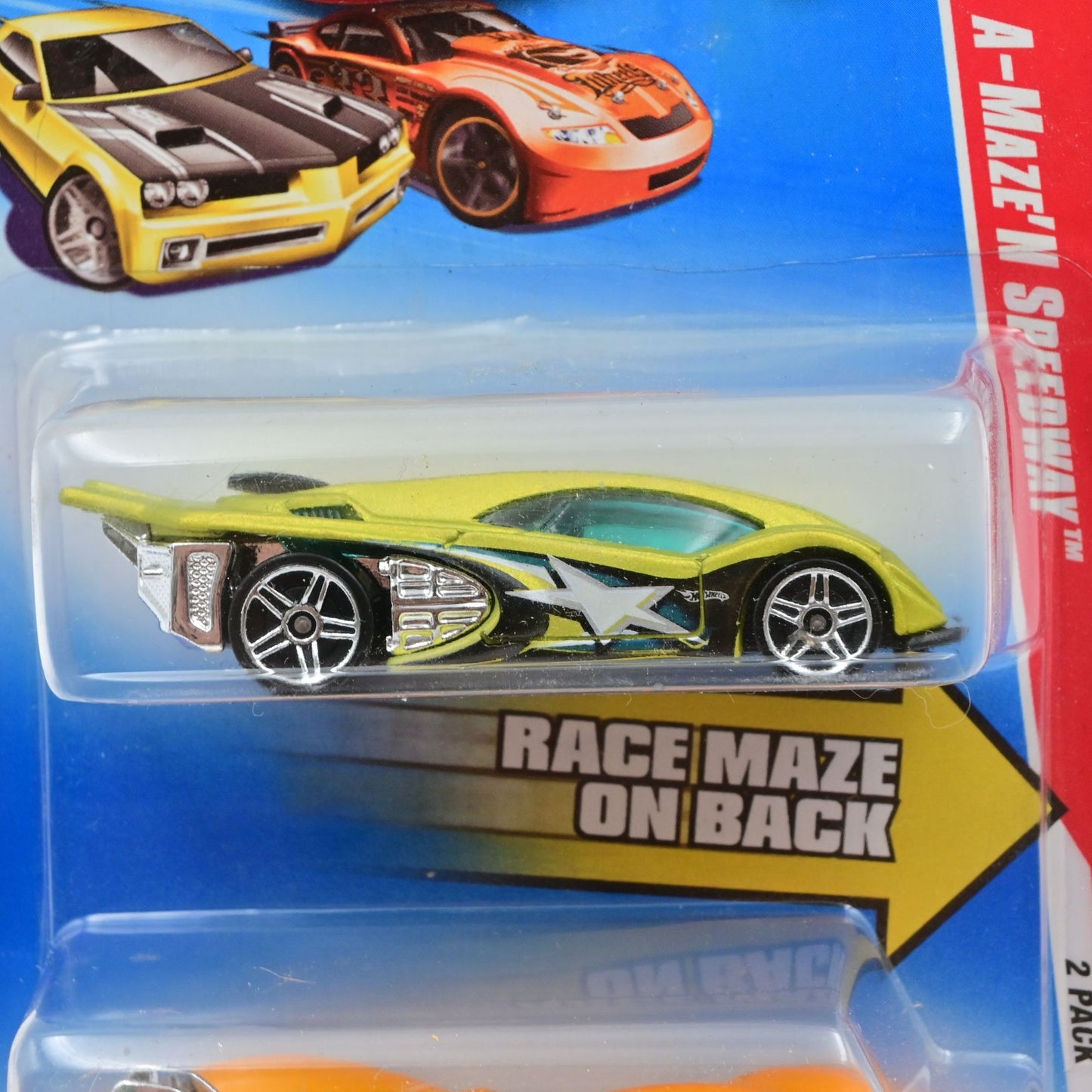 Hot Wheels A-Maze N Speedway 2-Pack Side Draft & Ground FX Die-Cast Cars
