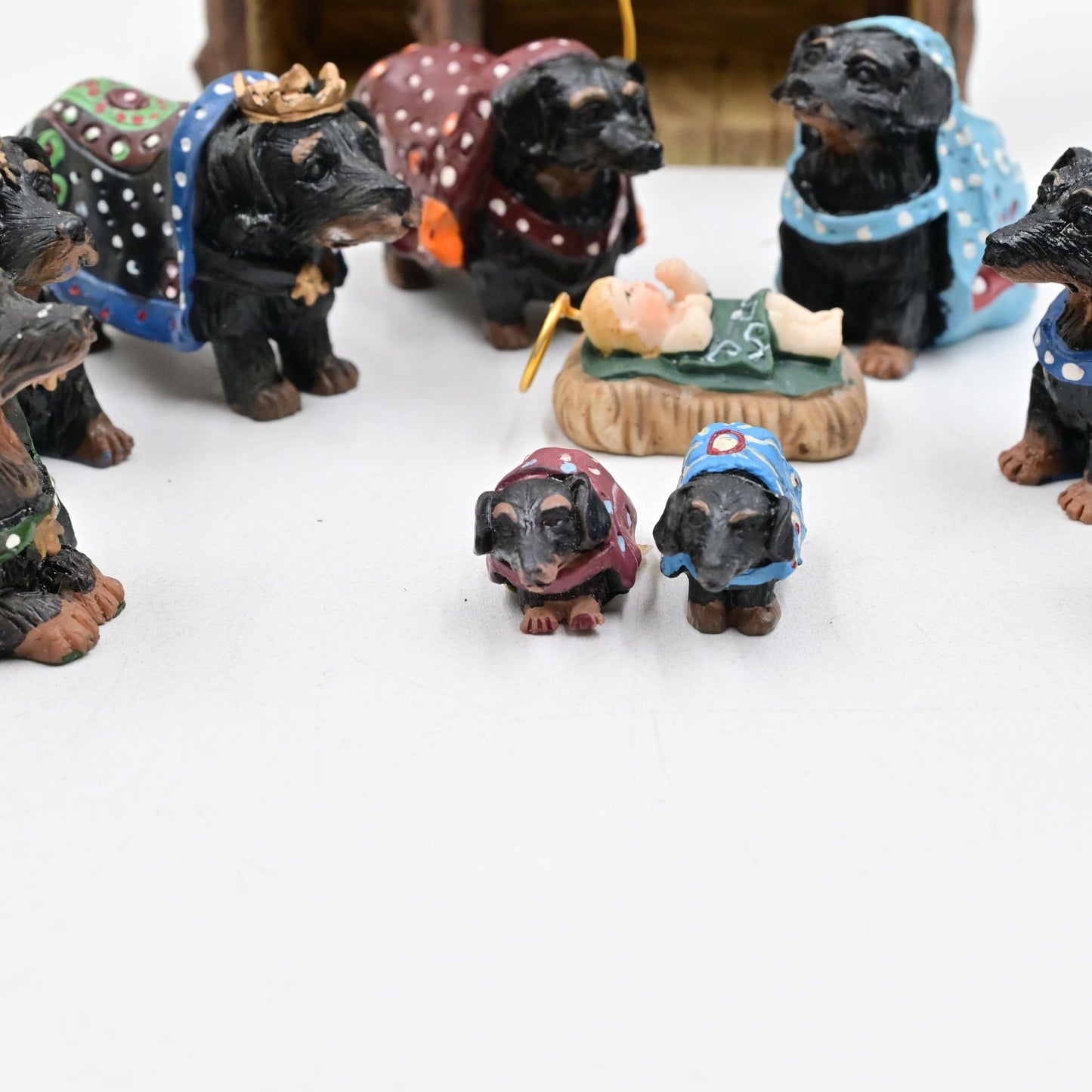 Heaven's Paws Tricia Derges Dachshund Nativity Set 11 Piece In Original Box