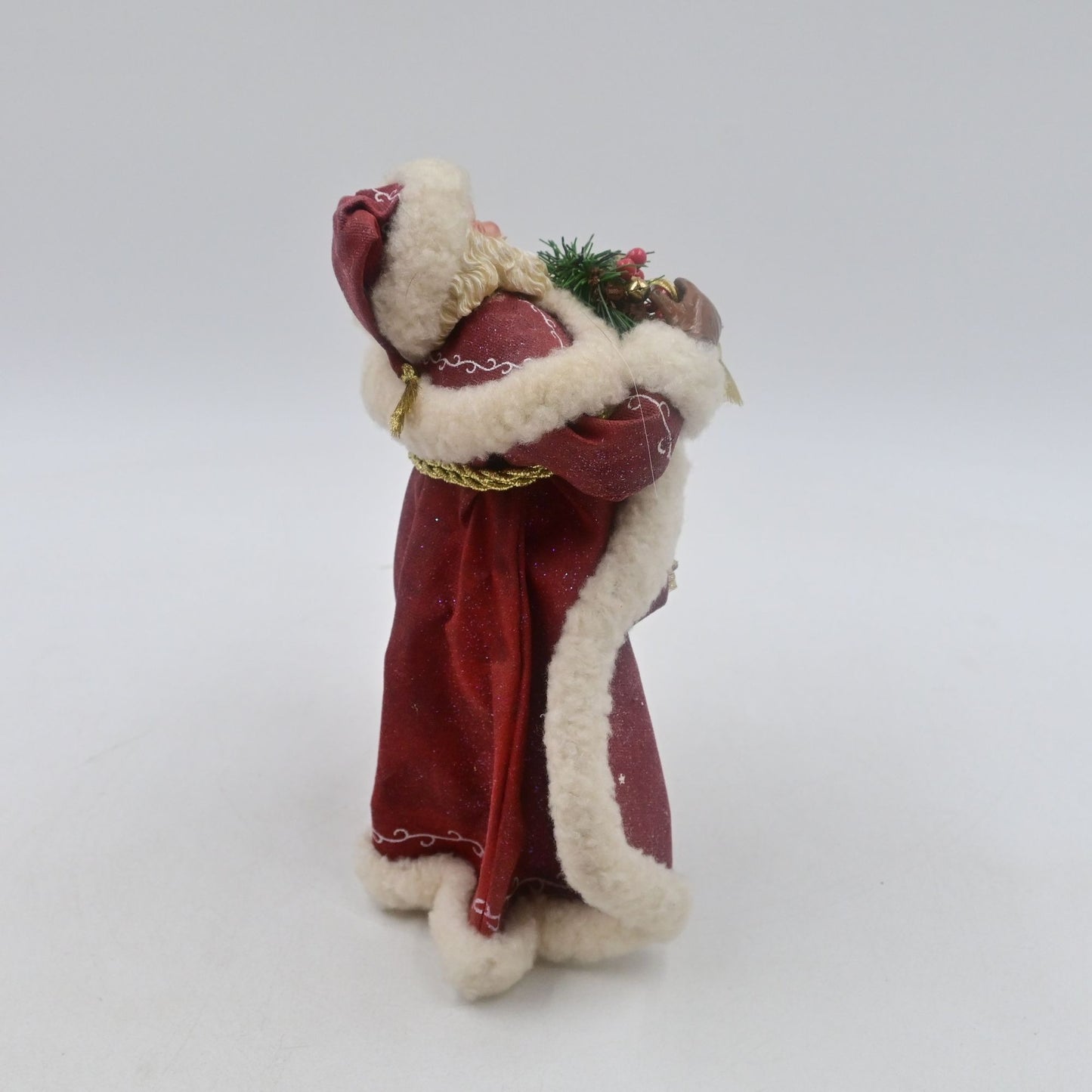 Thomas Kinkade Old World Santa Carrying A Wreath