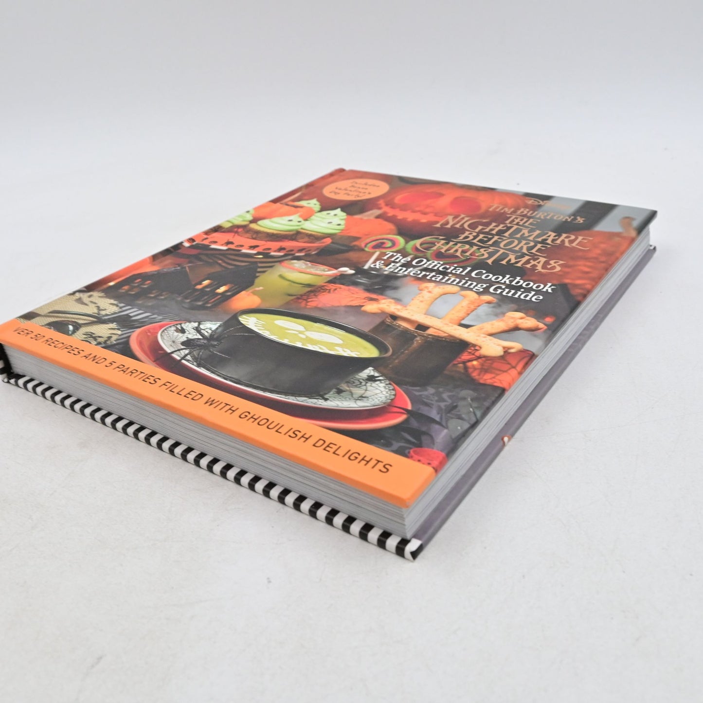 Tim Burton's The Nightmare Before Christmas The Official Cookbook & Entertaining