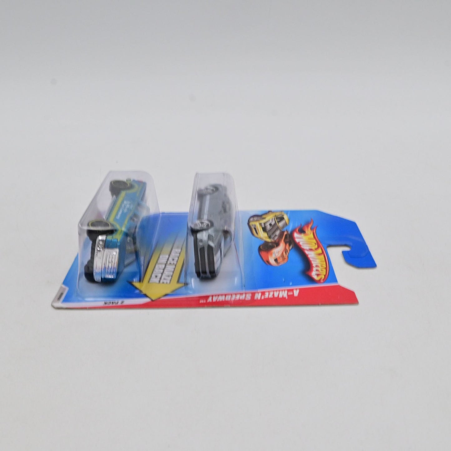 Hot Wheels A-Maze N Speedway 2-Pack '10 Ford Shelby GT 500 & '98 Ford F-150