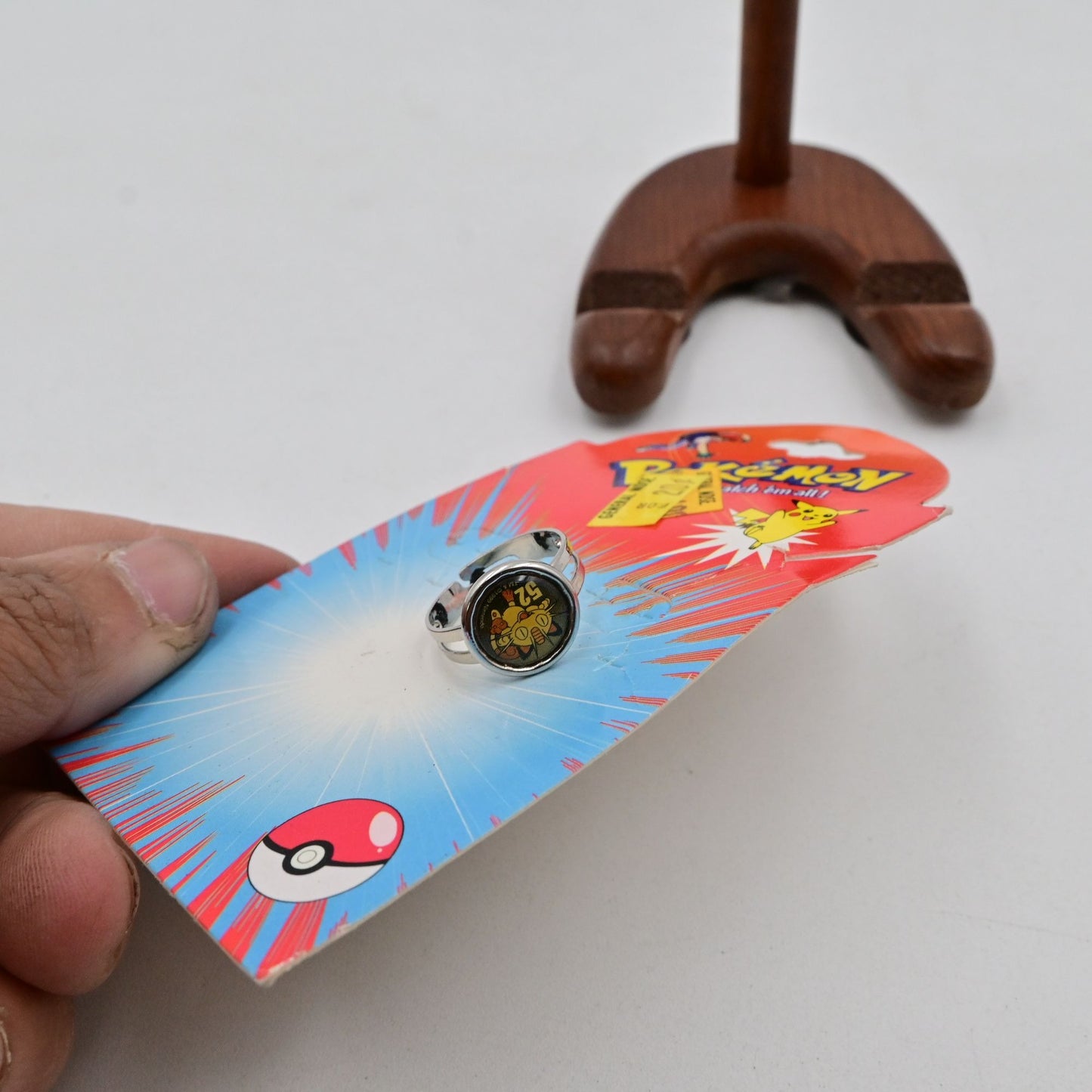 Vintage 1999 Pokémon Pikachu Adjustable Ring On Original Card