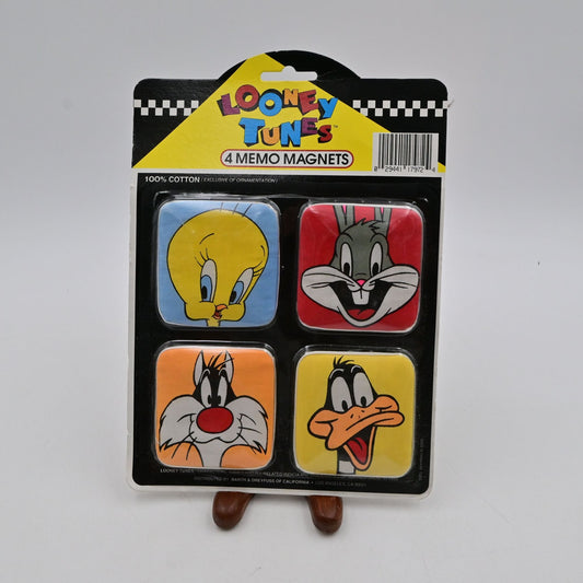 Looney Tunes 4-Piece Memo Magnets Bugs Bunny Tweety Sylvester Daffy Duck