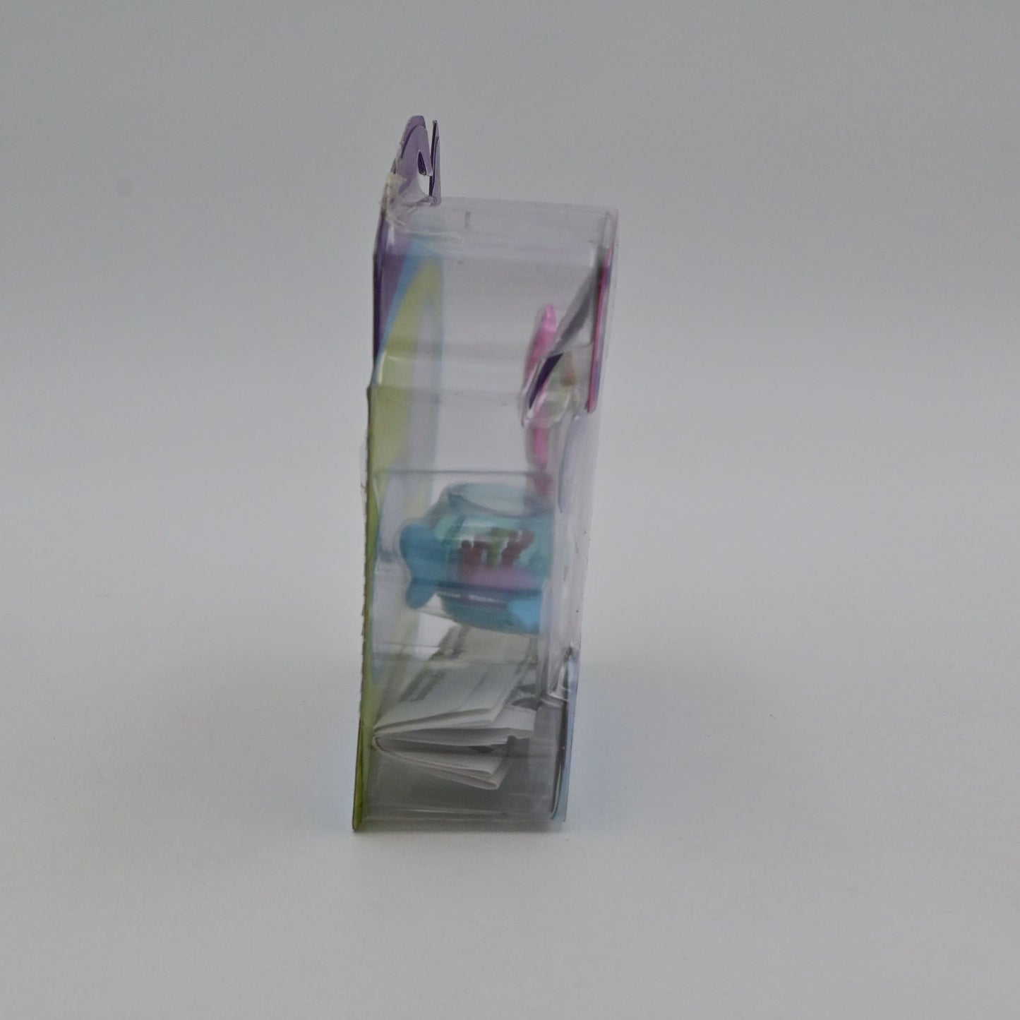 Polly Pocket Flumbrella & Hat Ray Color-Change Figures