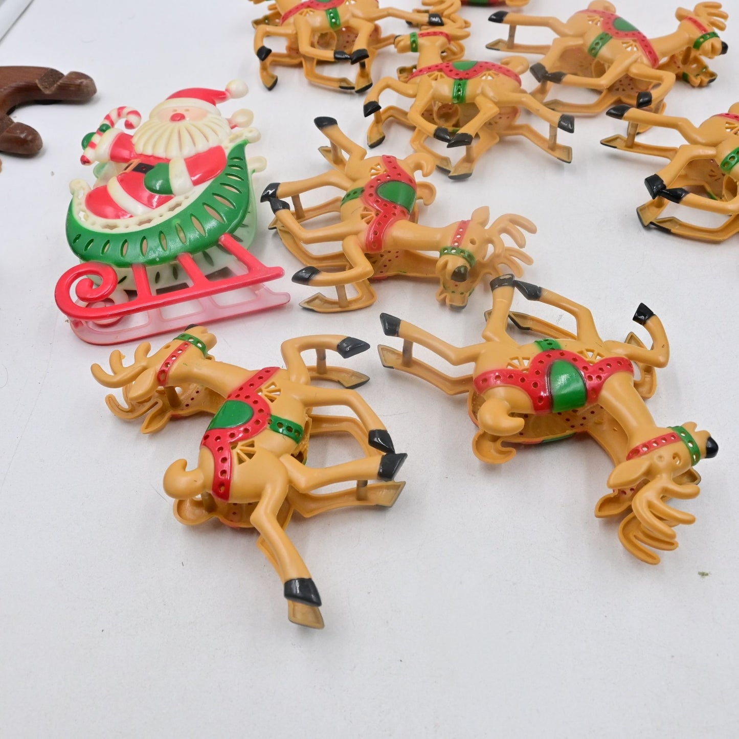 Reindeer and Santa Claus Path Way Stake Lights 10 PC Complete