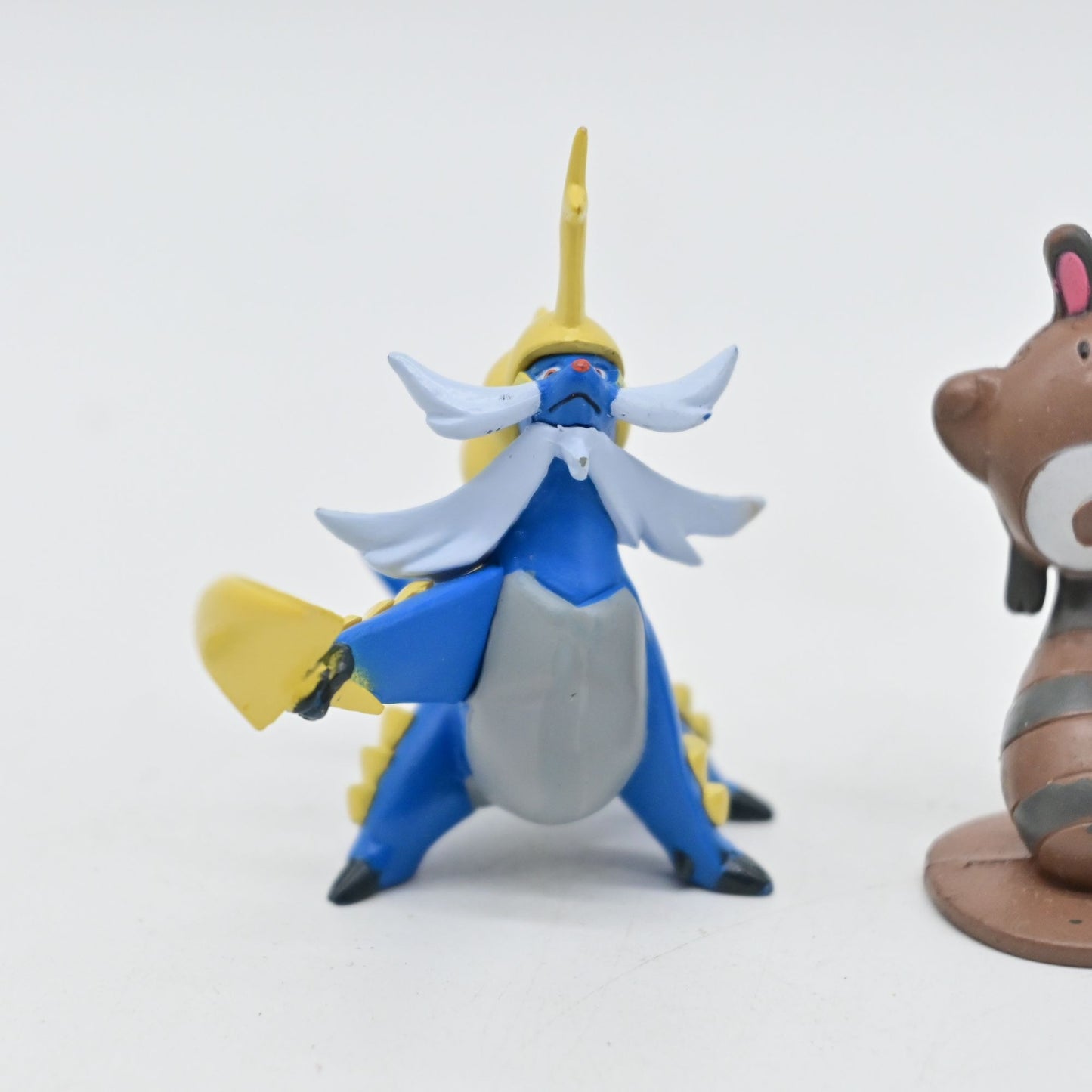 Pokemon PVC Miniature Figures Zorua, Sentret, Samurott Bundle