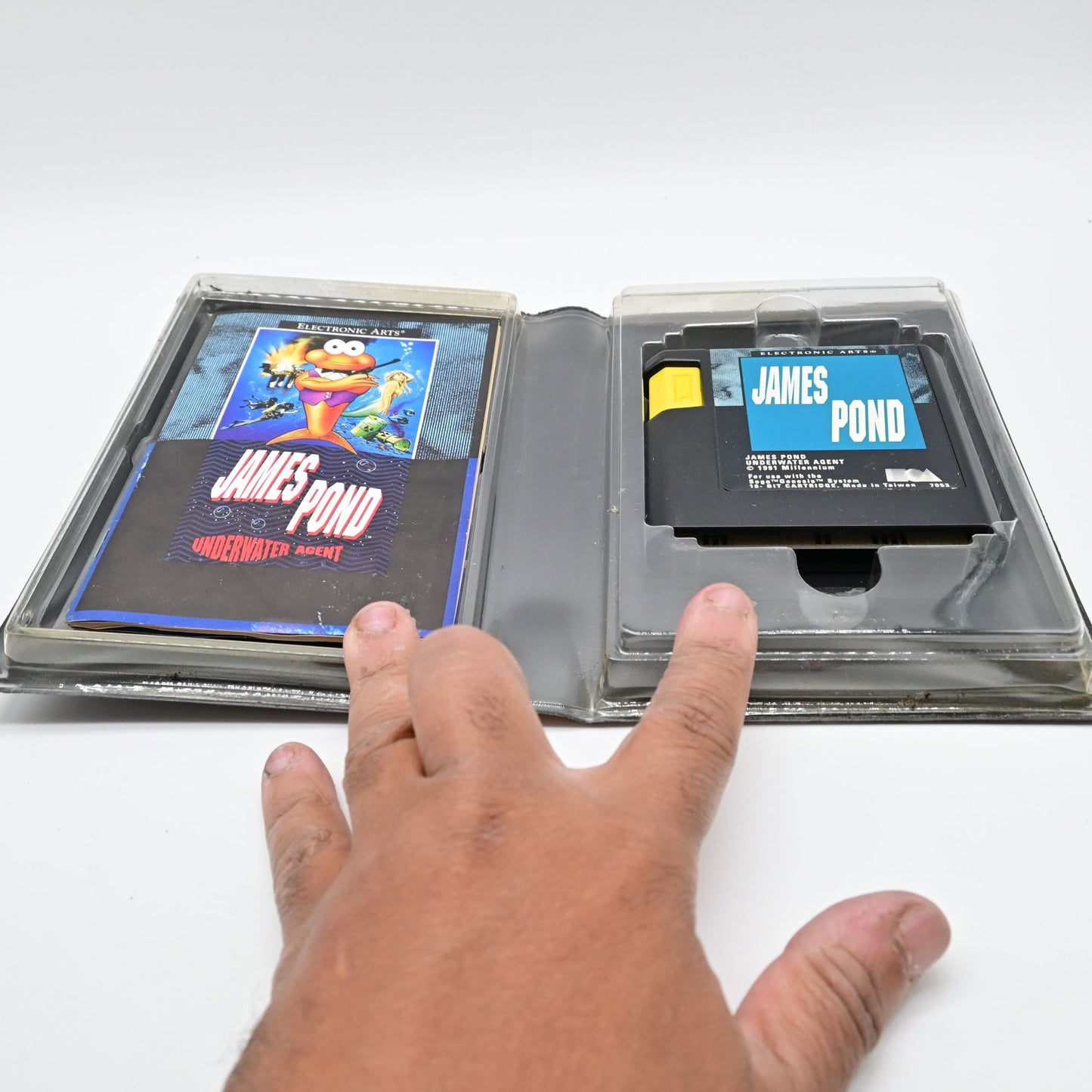 Sega Mega Drive James Pond Underwater Agent 16-Bit Cartridge Electronic Arts