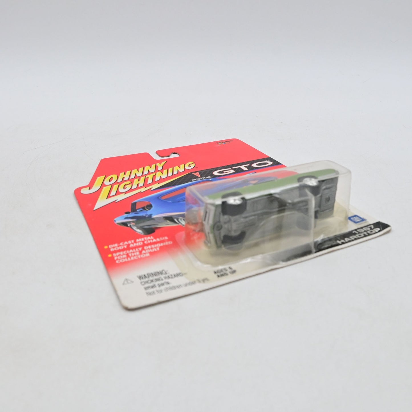Johnny Lightning Pontiac GTO 1967 Hardtop