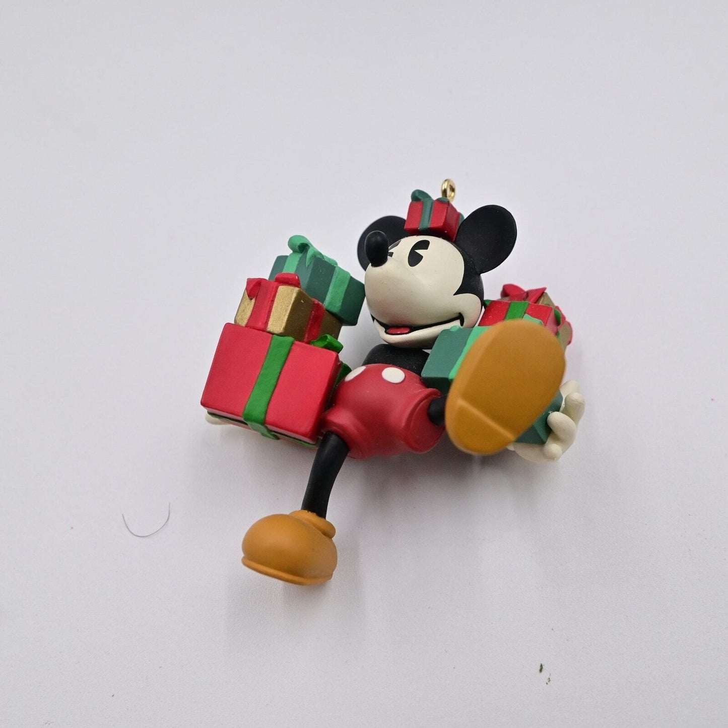 Disney Hallmark Keepsake Minnie Mouse Ready For Christmas Ornament