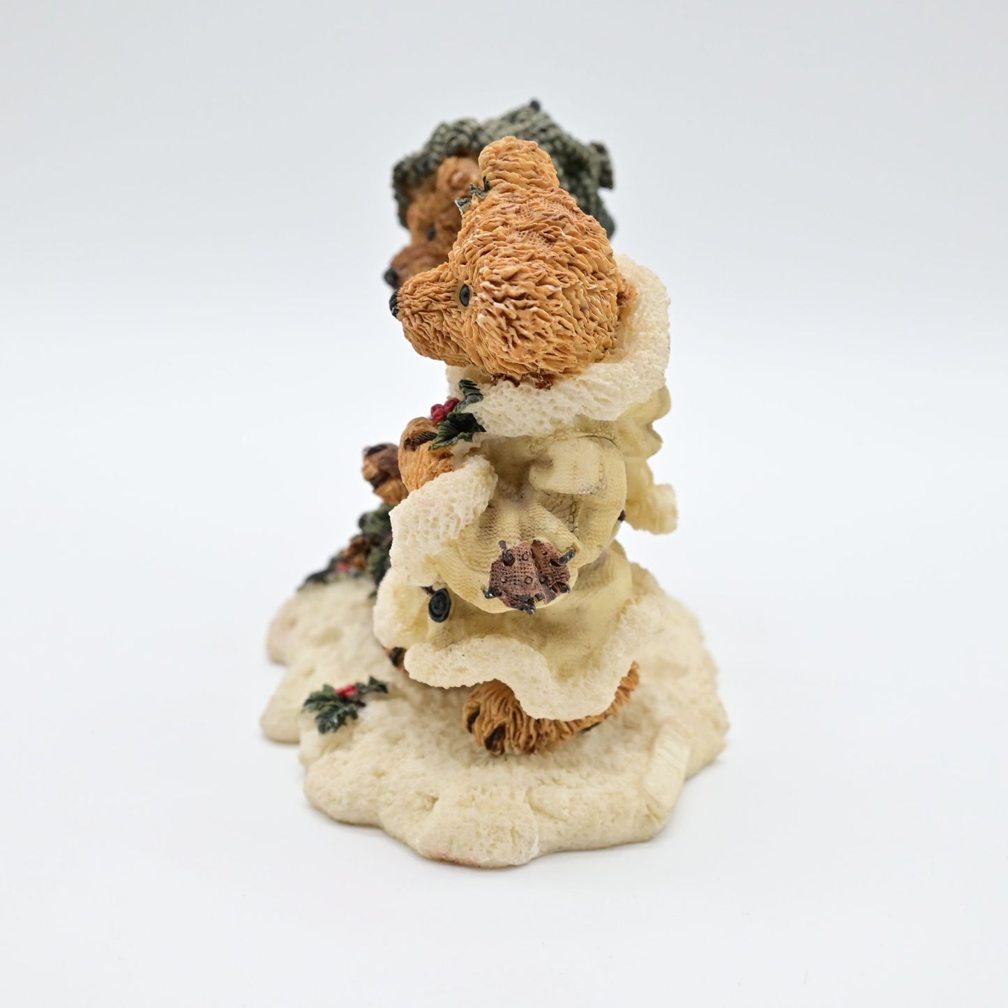 Vintage 1994 Boyds Bears & Friends Gathering Holly Figurine
