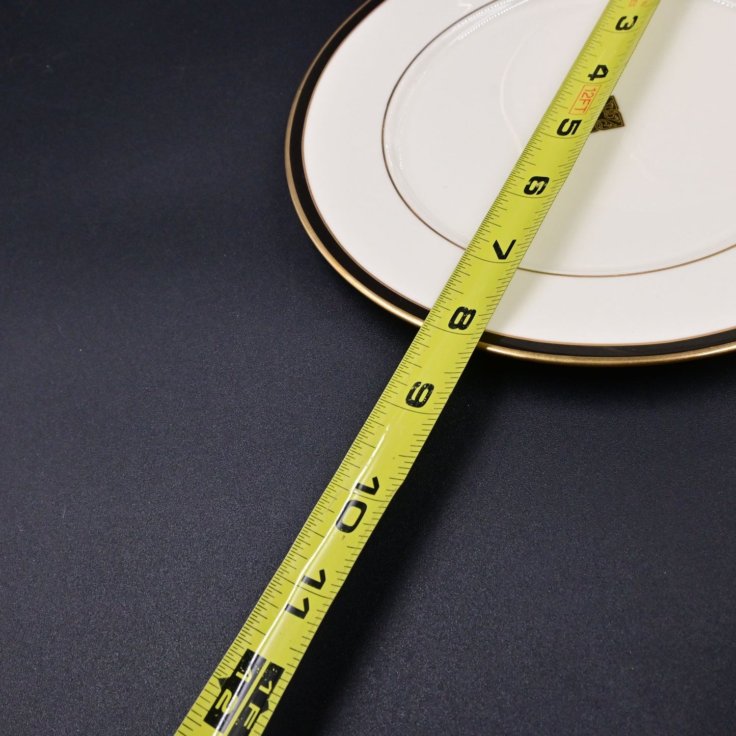 Lenox Urban Lights Black Border 24 Karat Gold Band 5 Piece Place Setting