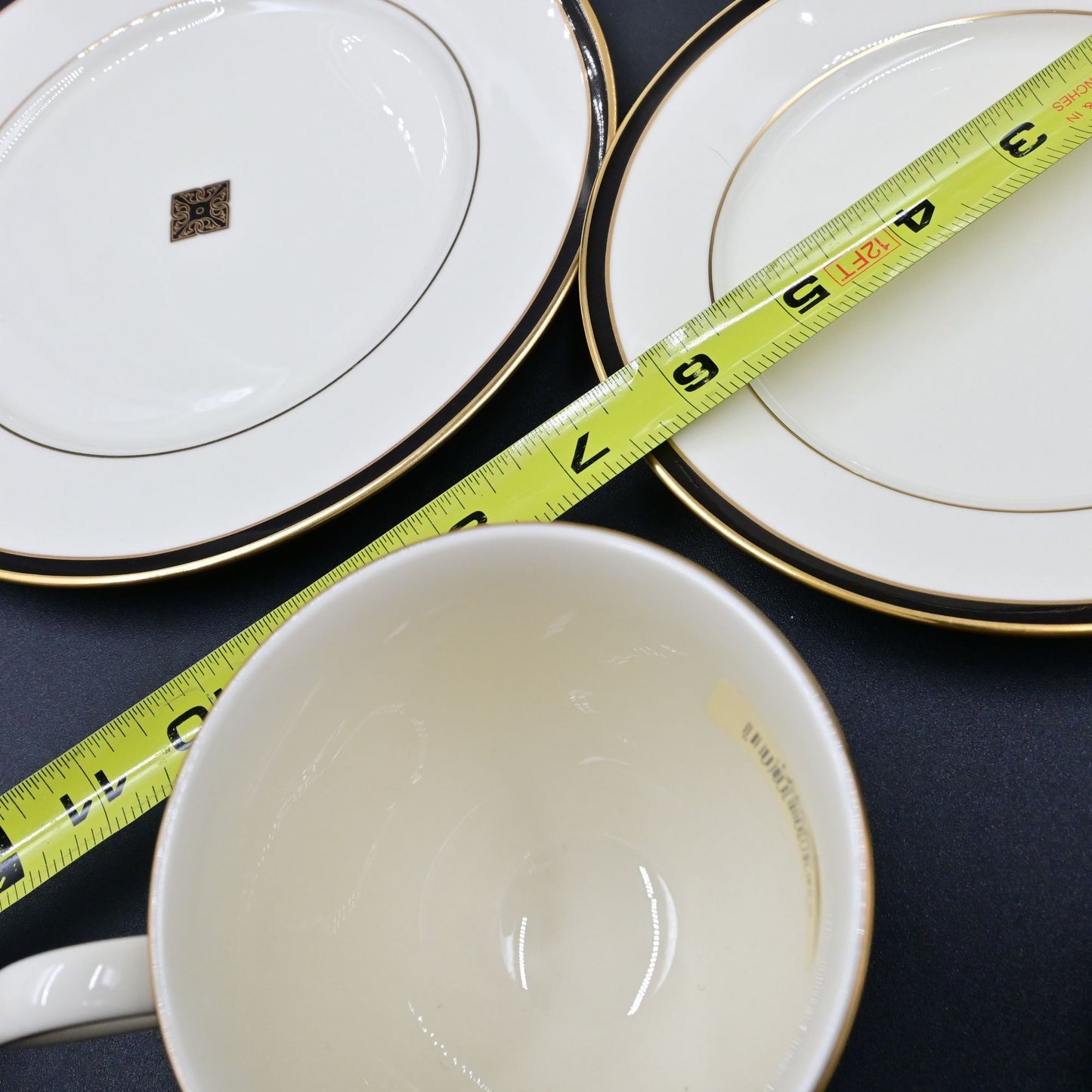 Lenox Urban Lights Black Border 24 Karat Gold Band 5 Piece Place Setting