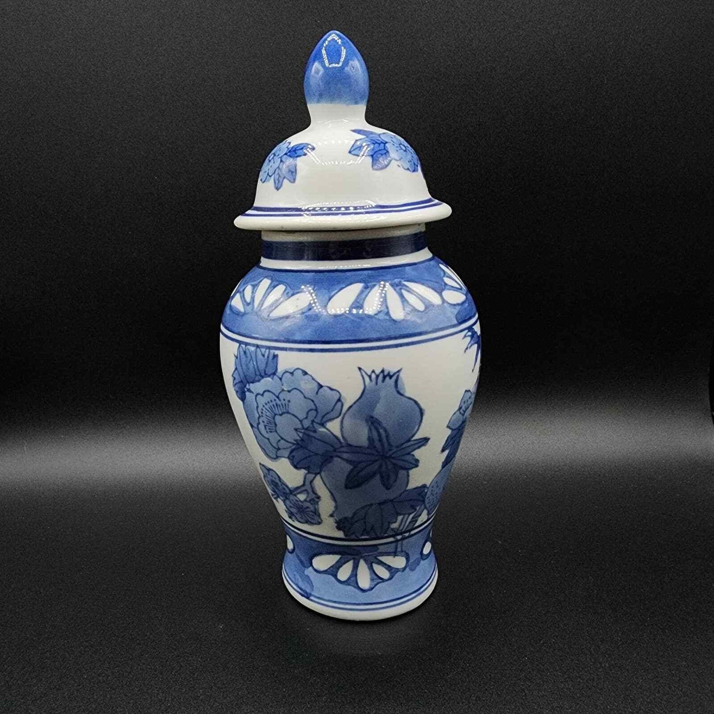 Vintage Blue and White Chinese Floral Ginger Jar Hand Made In China