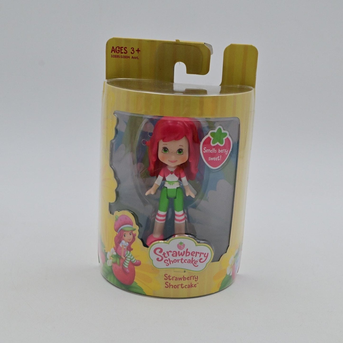 2011 Hasbro Strawberry Shortcake Figure American Greetings