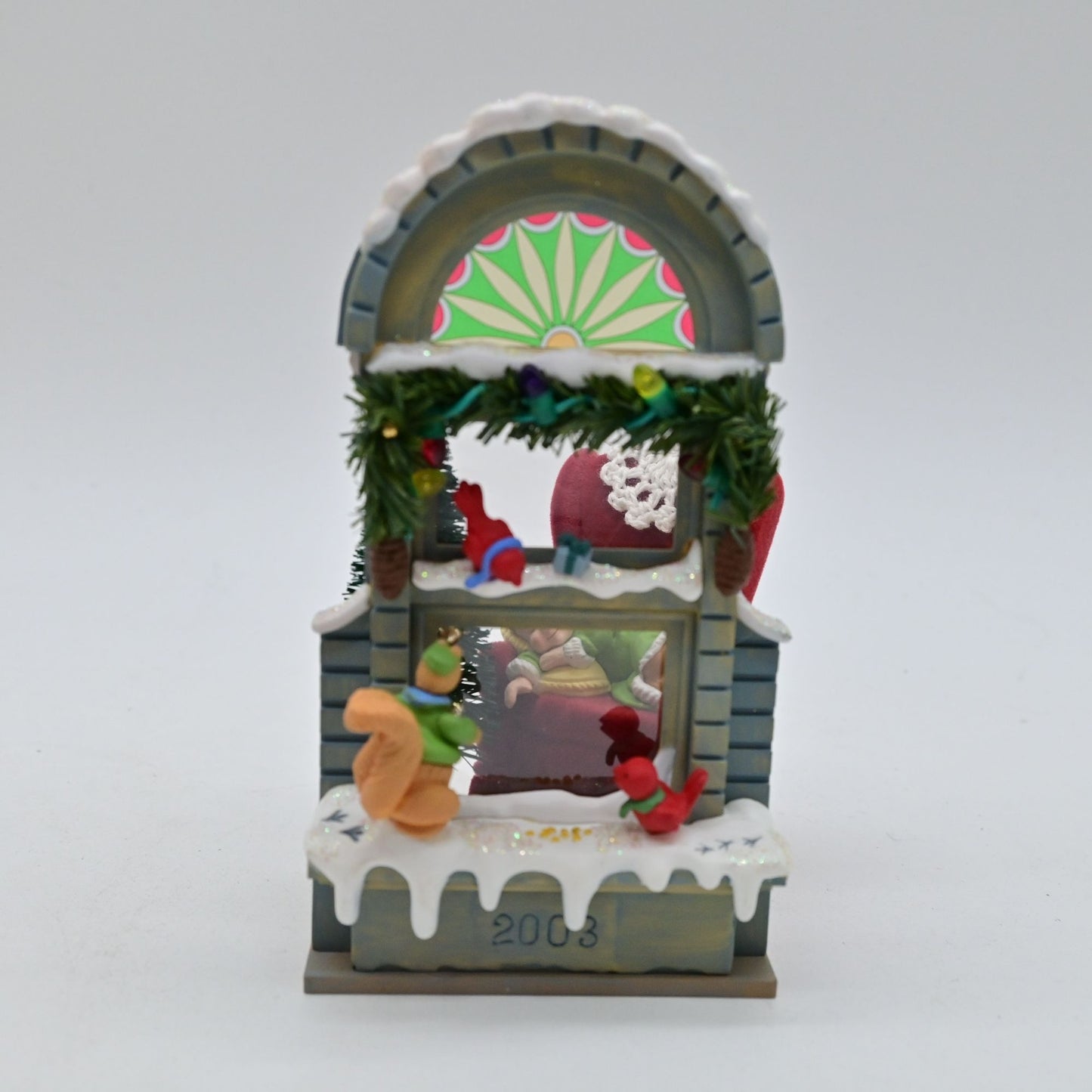 Vintage 2003 Hallmark Keepsake Christmas Window First In Series