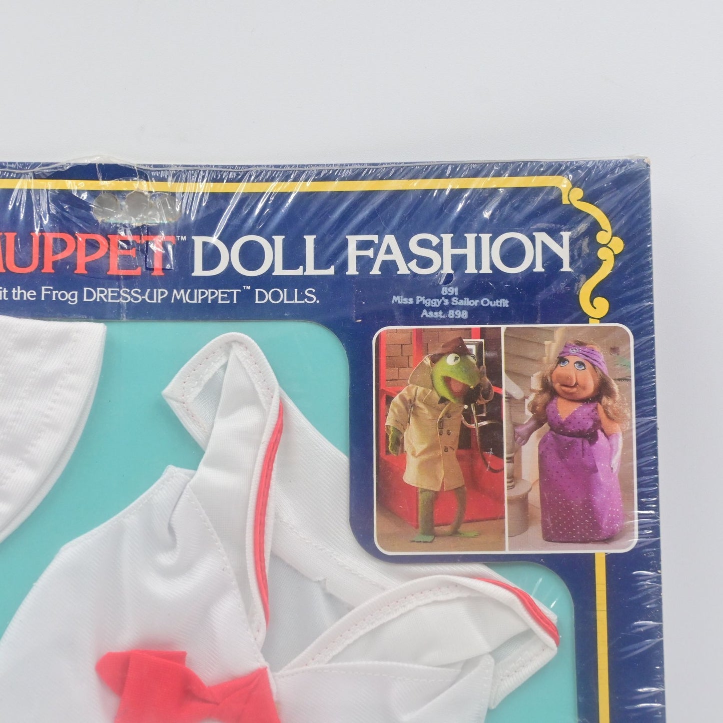 Jim Henson Dress Up Muppet Doll Fashion Miss Piggy Sailor Outfit Fisher Price