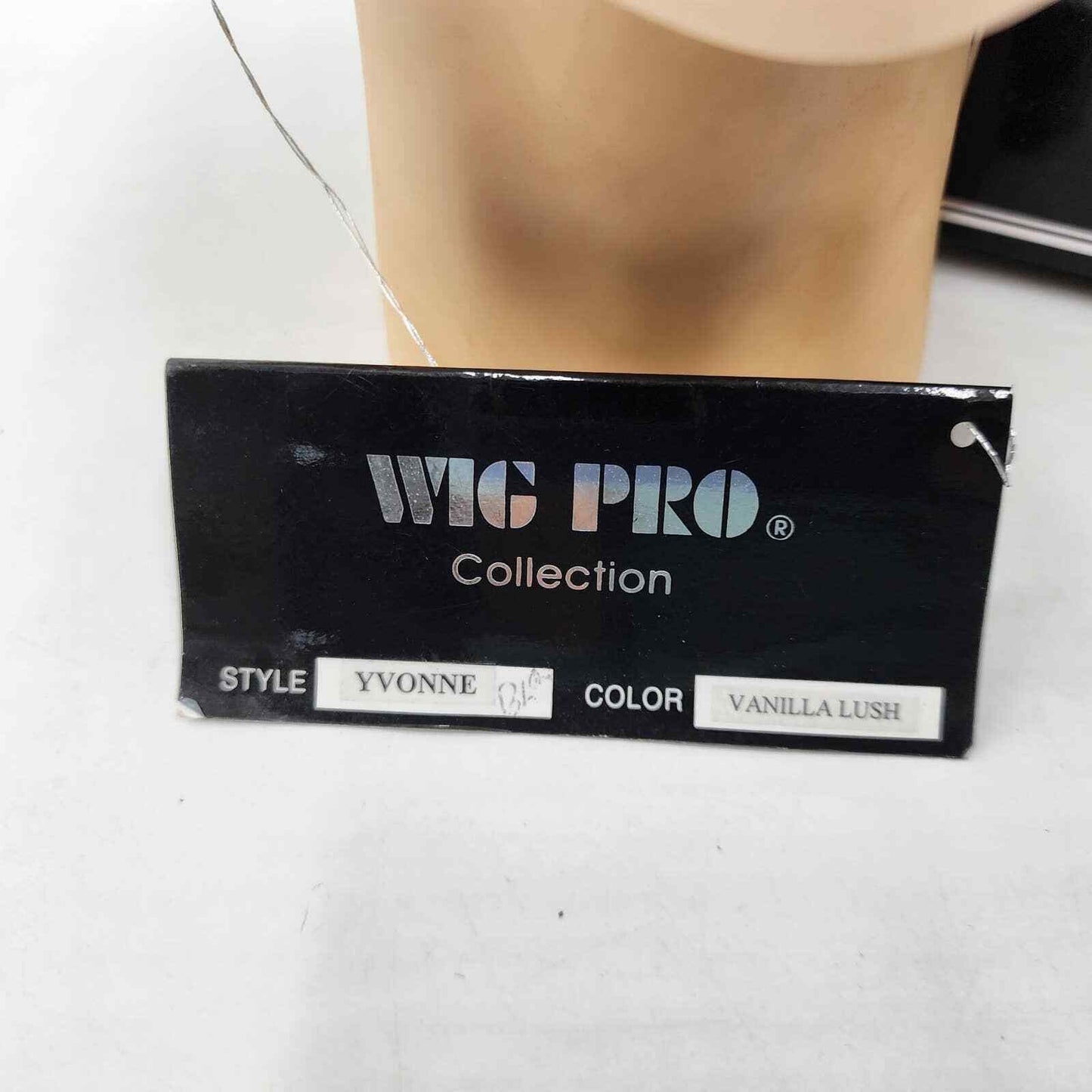 Wig Pro Yvonne Vanilla Lush Wig