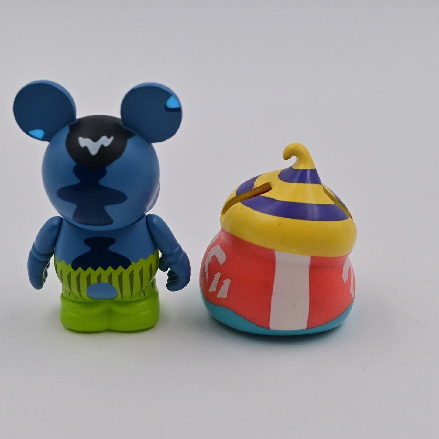 Disney Vinylmation Lilo &amp; Stitch - Stitch Baker Mystery Series
