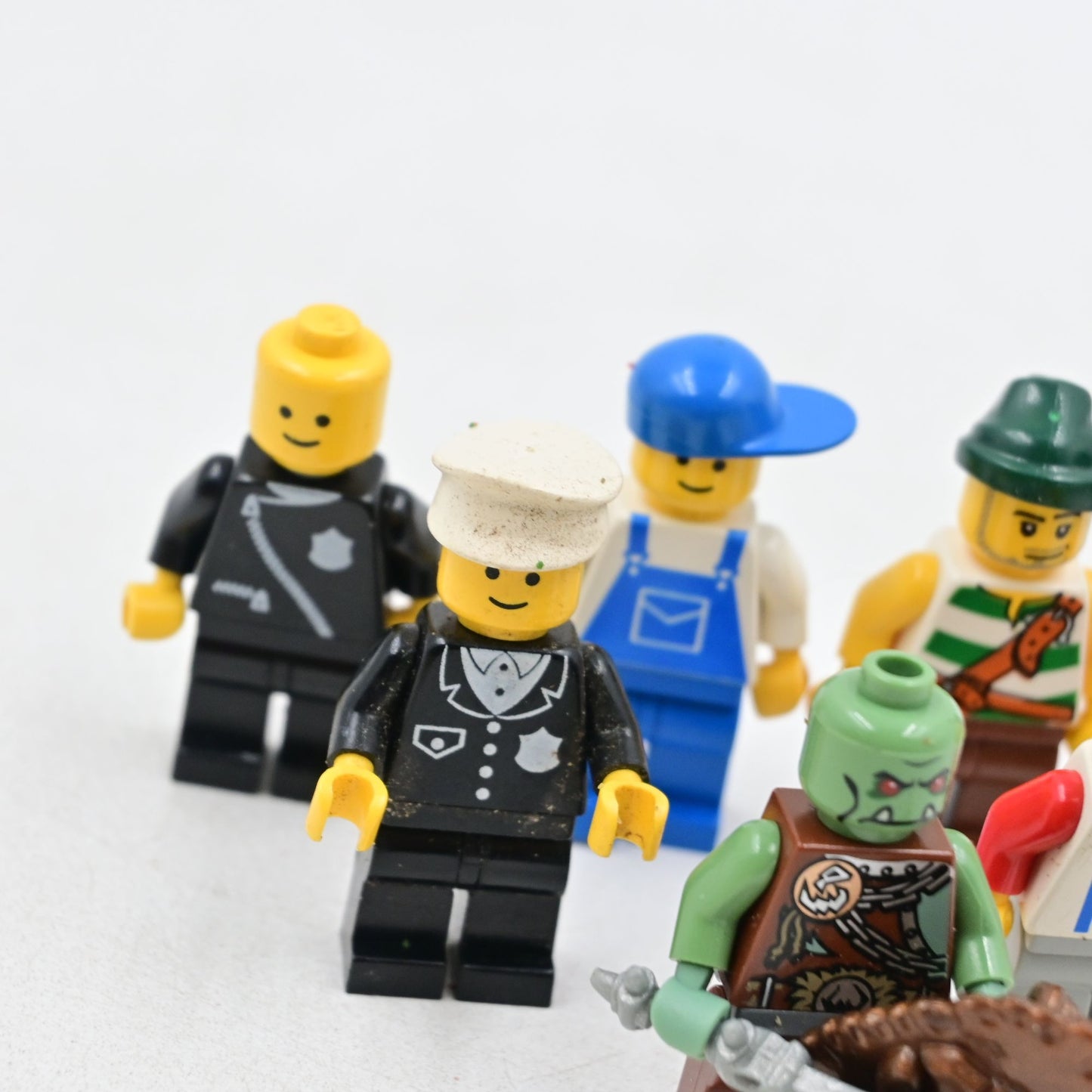 Lego Mini Figure Bundle Of 7 Imperial Soldier, Era Troll Warrior, Etc
