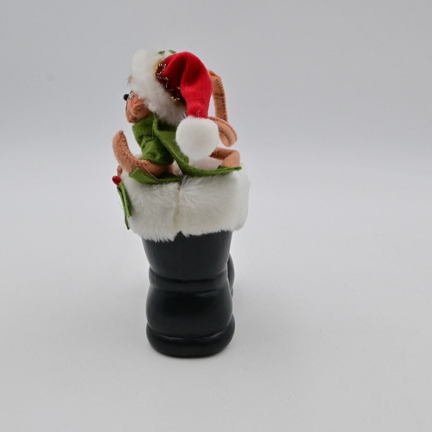 Annalee Mobilitee Christmas Mouse In Santa Boot