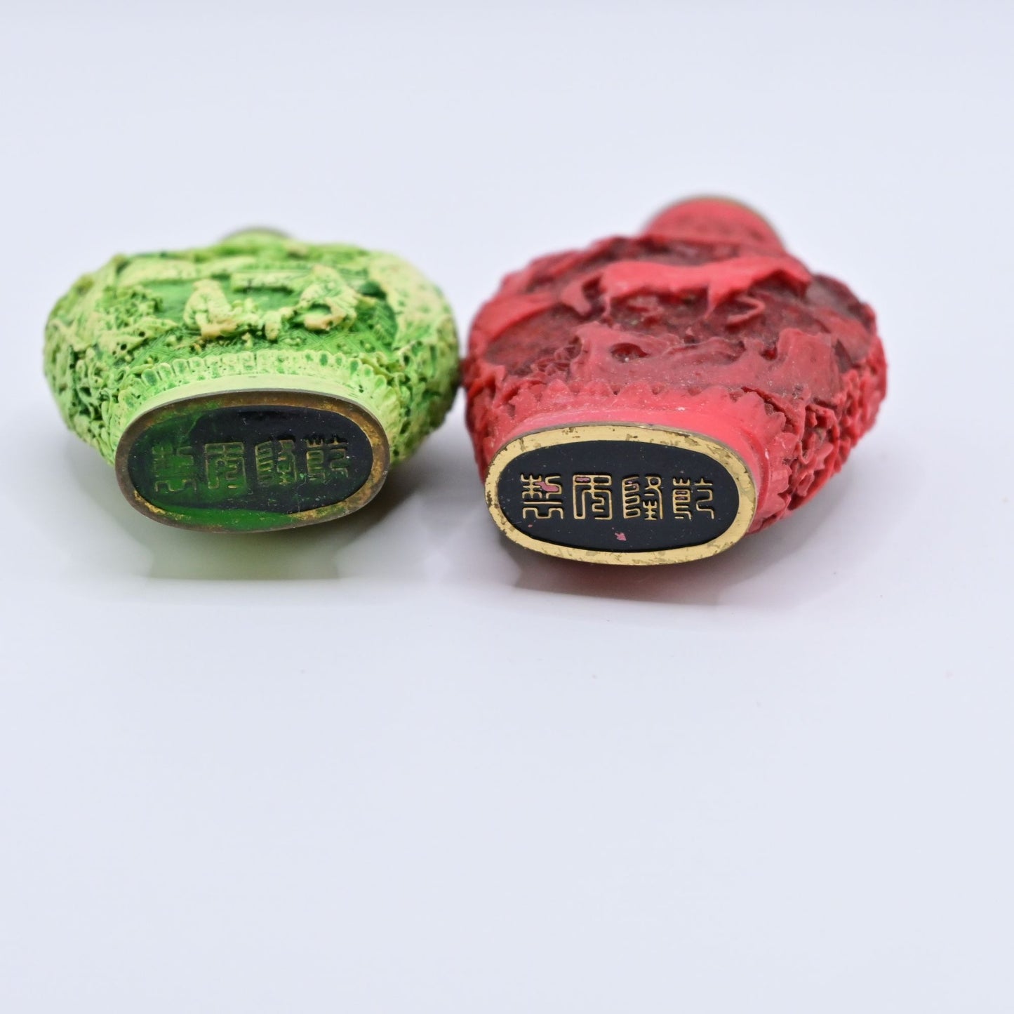 Vintage Chinese Snuff Bottles Handcrafted Resin Art Bundle Of 2