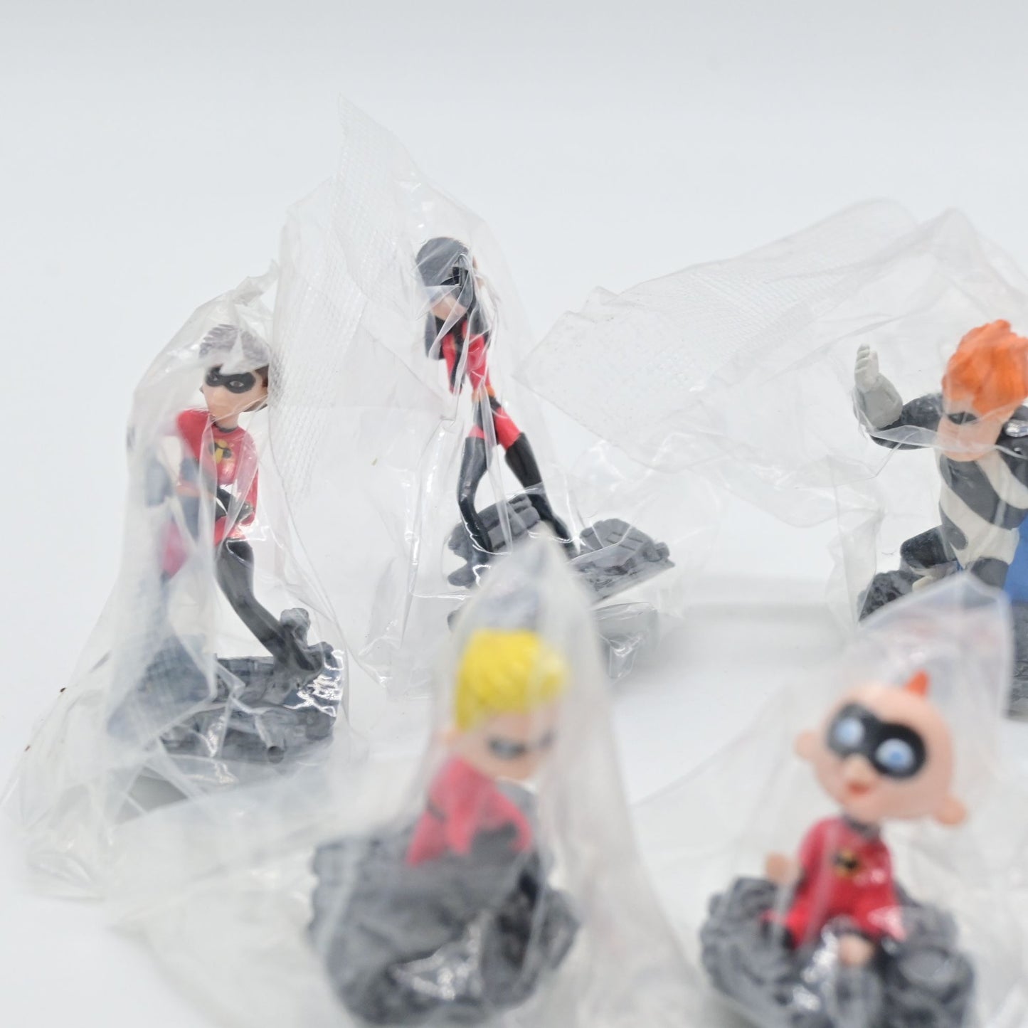 Tomy Disney The Incredibles Miniature Figure Bundle Of 8