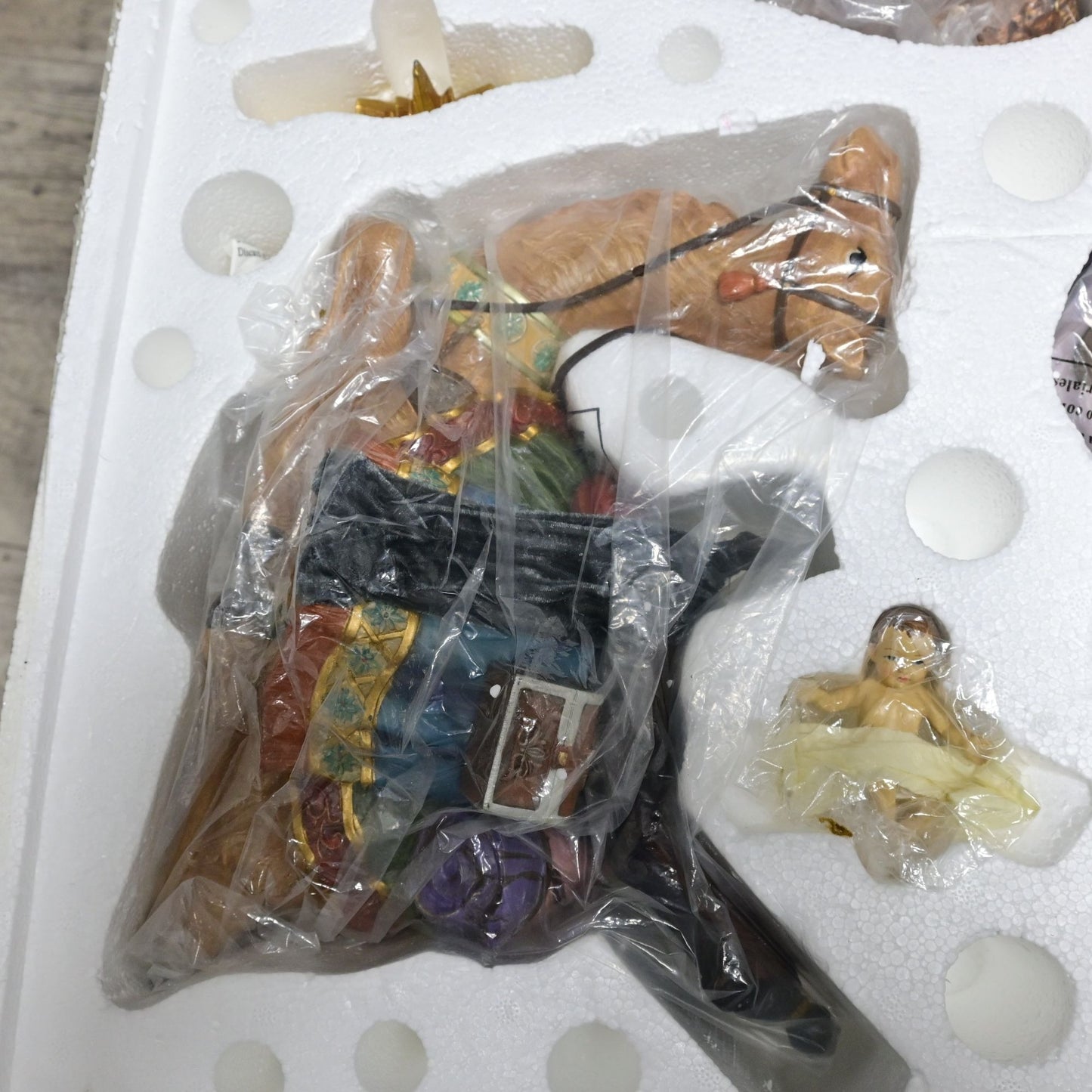 Kirkland Signature Nativity Set 13 piece #634280 Christmas Large New Open Box
