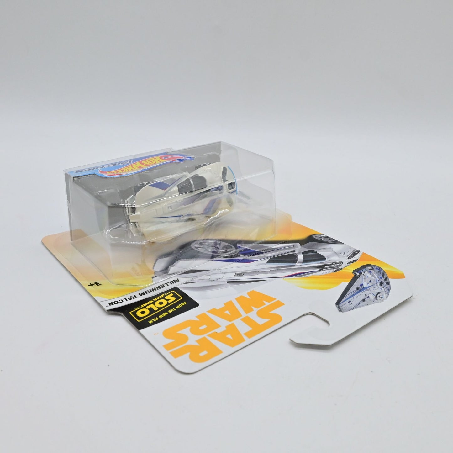 Hot Wheels Star Wars Millennium Falcon Carship Die-Cast Model New In Box