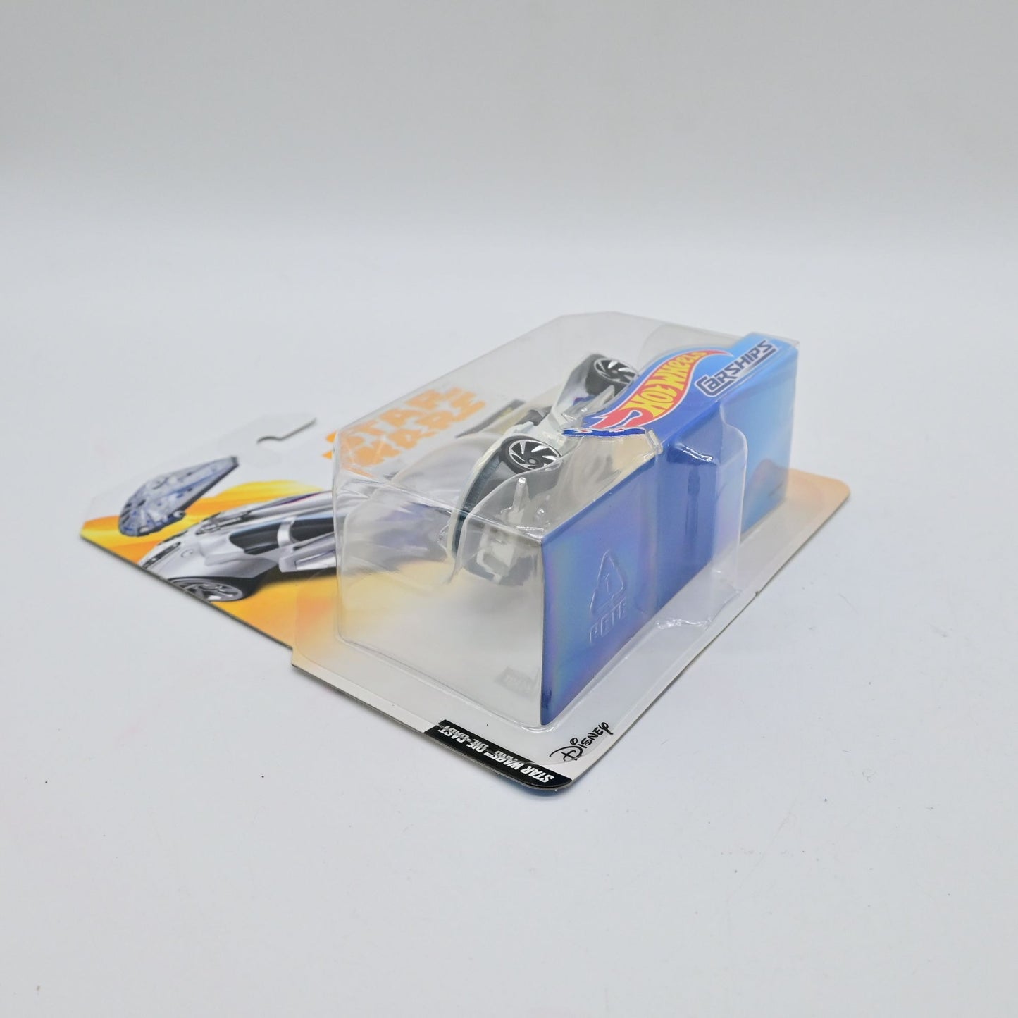 Hot Wheels Star Wars Millennium Falcon Carship Die-Cast Model New In Box