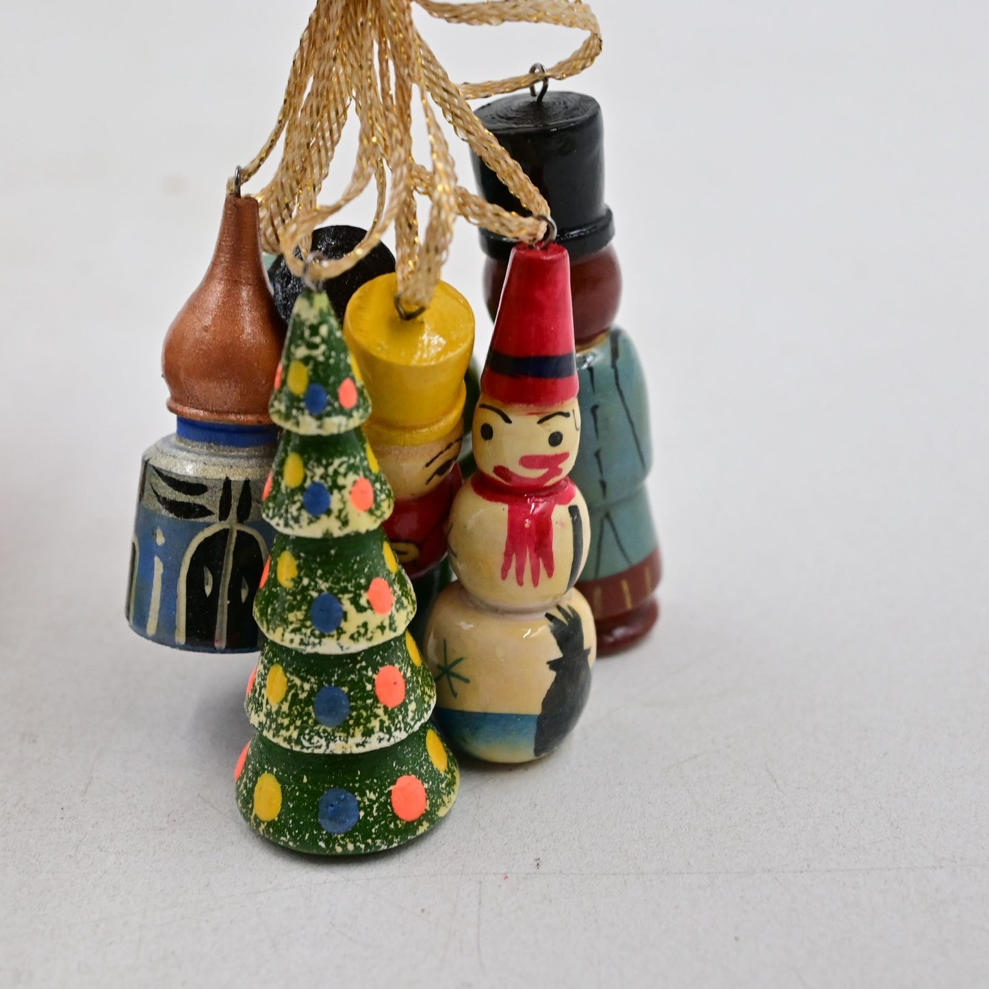 G.Debrekht Santa Russia Nesting Doll Filled w/ 6 Wooden Ornaments Hand Painted