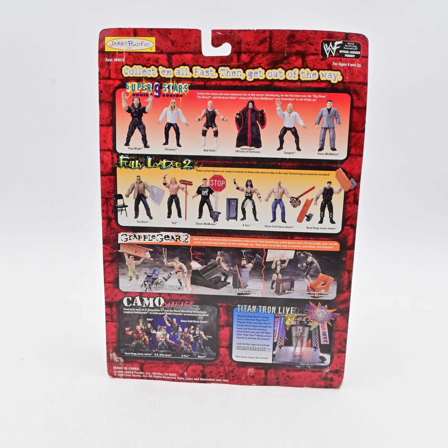 Vintage 1999 WWE Jakks Pacific Summer Slam Bob Holly Action Figure Collectible