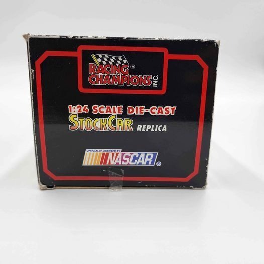 Vintage 1992 Nascar 1:24 Scale Racing Champions #70