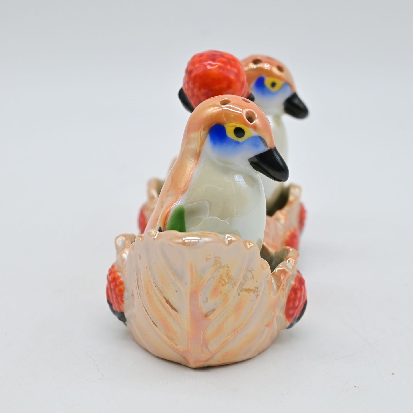 Vintage Penguins In Nest Salt And Pepper Shakers